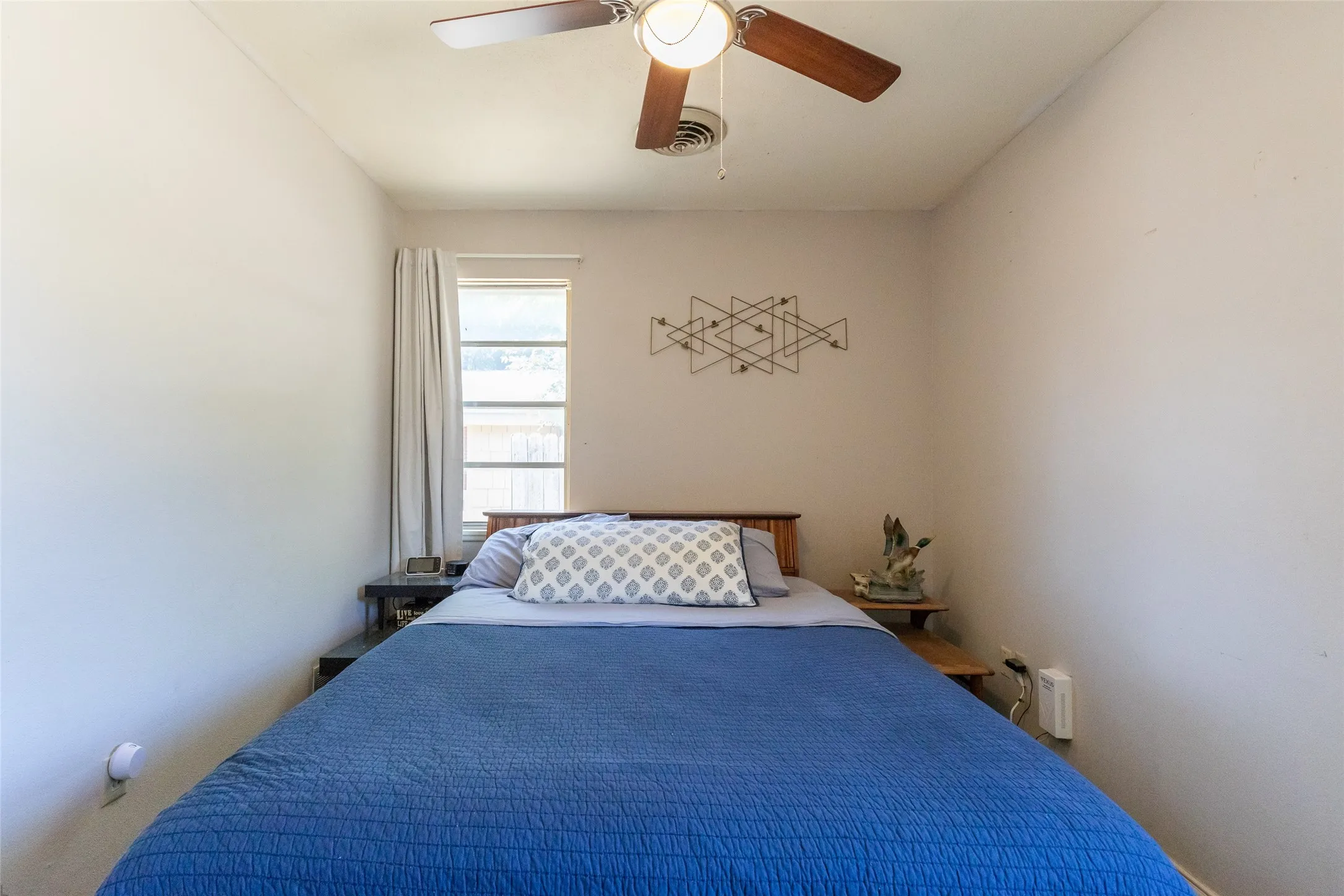 Single Family Residence For Sale in Taylor County , 2618 Rountree Drive, Abilene, Texas 79601, 2 Bedroom, 1 Bathroom, 1 Garage spaces, 988 Sqft, built in 1958, mls#21342937, Real Estate Agent in Abilene, Homes For Sale in Taylor county, Homes For Sale in Abilene, Realtor in Abilene Texas, Real Estate Brokerage Independent Realty Texas, Luminita Cordes Realtor