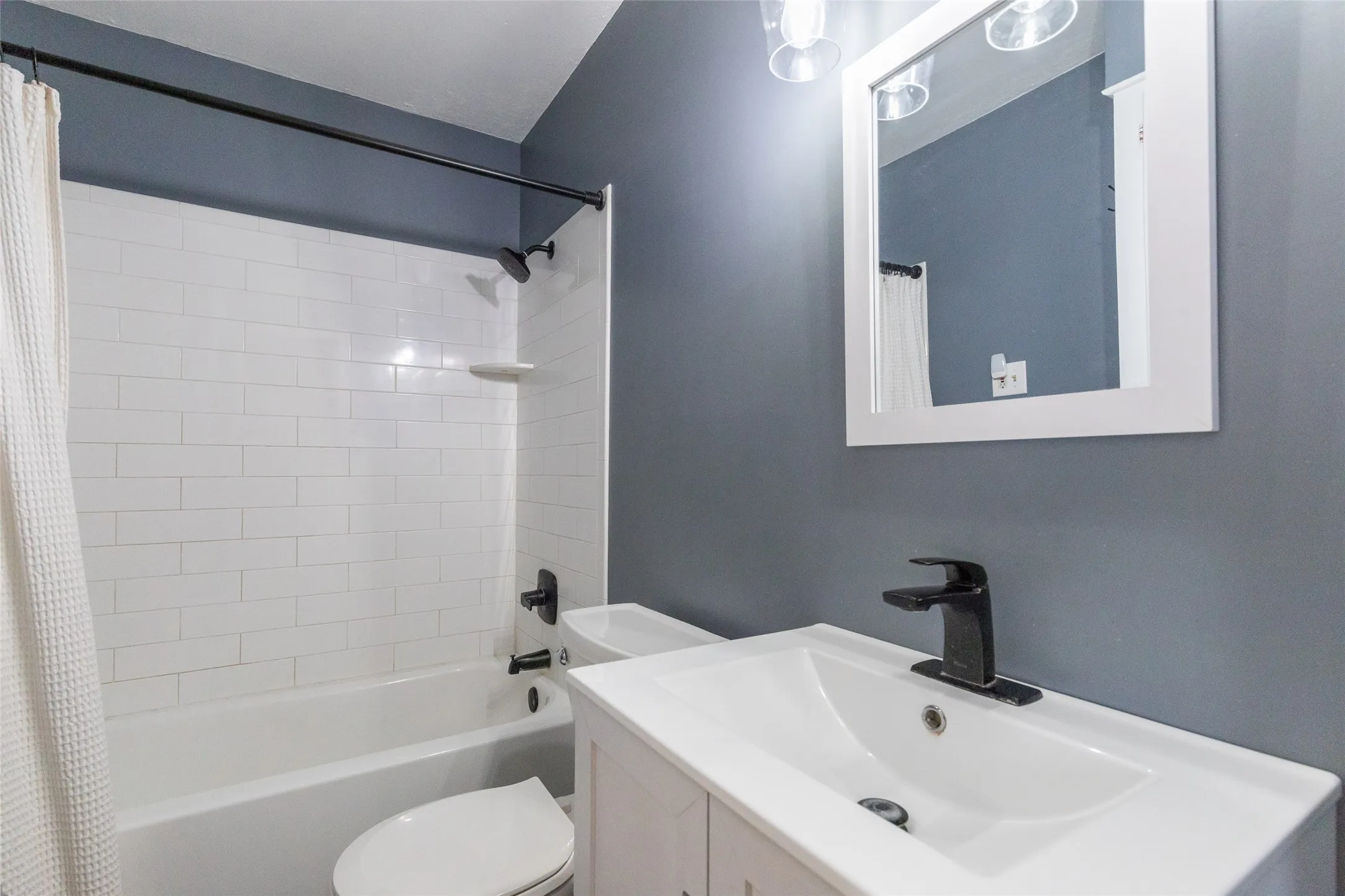 Single Family Residence For Sale in Taylor County , 2618 Rountree Drive, Abilene, Texas 79601, 2 Bedroom, 1 Bathroom, 1 Garage spaces, 988 Sqft, built in 1958, mls#21342937, Real Estate Agent in Abilene, Homes For Sale in Taylor county, Homes For Sale in Abilene, Realtor in Abilene Texas, Real Estate Brokerage Independent Realty Texas, Luminita Cordes Realtor