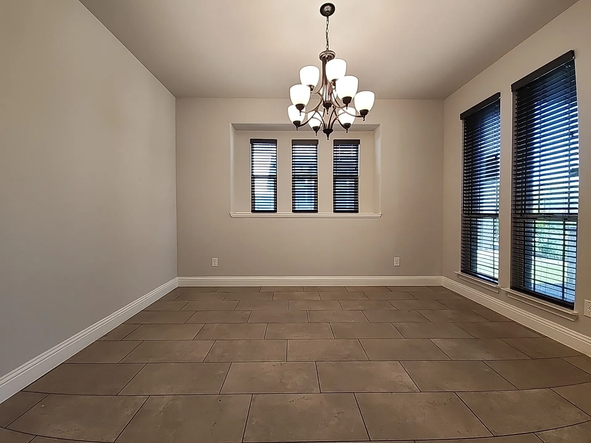 Single Family Residence For Sale in Collin County , 1420 Milton Lane, Mc Kinney, Texas 75071, 4 Bedroom, 4 Bathroom, 2 Garage spaces, 3,444 Sqft, built in 2022, mls#21345474, Real Estate Agent in Mc Kinney, Homes For Sale in Collin county, Homes For Sale in Mc Kinney, Realtor in Mc Kinney Texas, Real Estate Brokerage Independent Realty Texas, Luminita Cordes Realtor