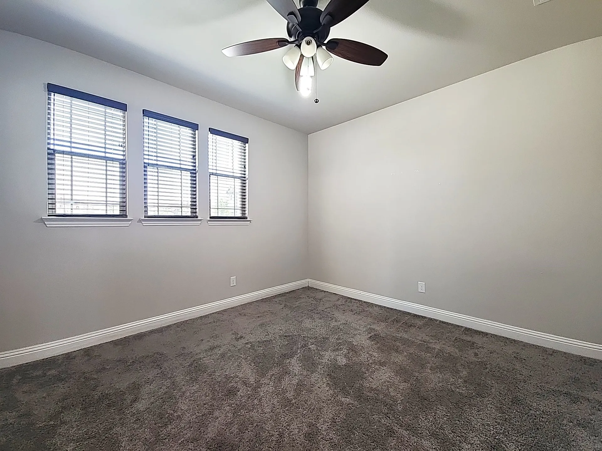 Single Family Residence For Sale in Collin County , 1420 Milton Lane, Mc Kinney, Texas 75071, 4 Bedroom, 4 Bathroom, 2 Garage spaces, 3,444 Sqft, built in 2022, mls#21345474, Real Estate Agent in Mc Kinney, Homes For Sale in Collin county, Homes For Sale in Mc Kinney, Realtor in Mc Kinney Texas, Real Estate Brokerage Independent Realty Texas, Luminita Cordes Realtor