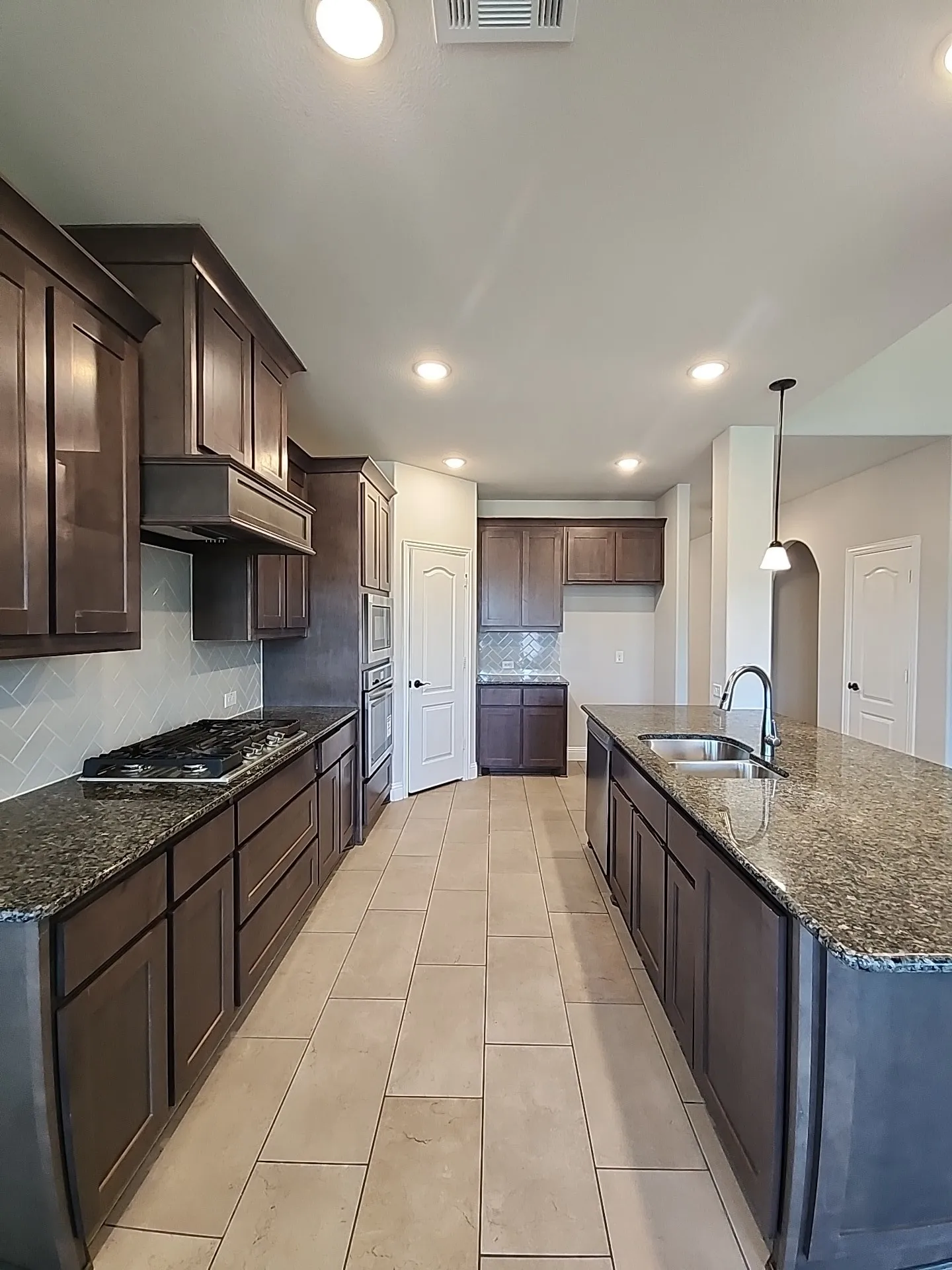 Single Family Residence For Sale in Collin County , 1420 Milton Lane, Mc Kinney, Texas 75071, 4 Bedroom, 4 Bathroom, 2 Garage spaces, 3,444 Sqft, built in 2022, mls#21345474, Real Estate Agent in Mc Kinney, Homes For Sale in Collin county, Homes For Sale in Mc Kinney, Realtor in Mc Kinney Texas, Real Estate Brokerage Independent Realty Texas, Luminita Cordes Realtor