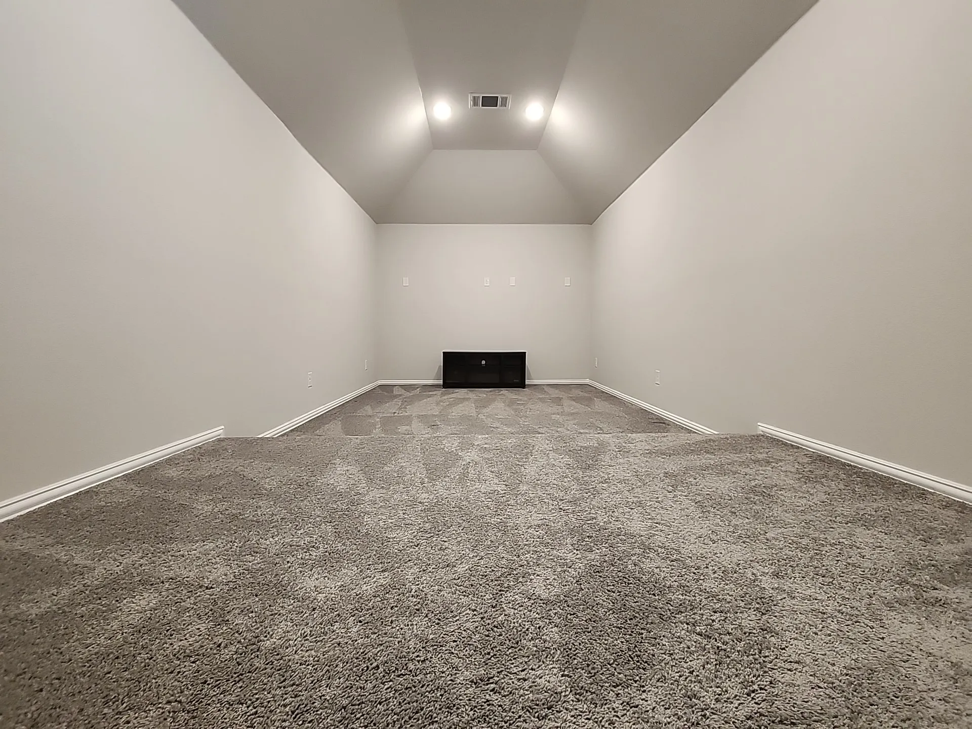 Single Family Residence For Sale in Collin County , 1420 Milton Lane, Mc Kinney, Texas 75071, 4 Bedroom, 4 Bathroom, 2 Garage spaces, 3,444 Sqft, built in 2022, mls#21345474, Real Estate Agent in Mc Kinney, Homes For Sale in Collin county, Homes For Sale in Mc Kinney, Realtor in Mc Kinney Texas, Real Estate Brokerage Independent Realty Texas, Luminita Cordes Realtor