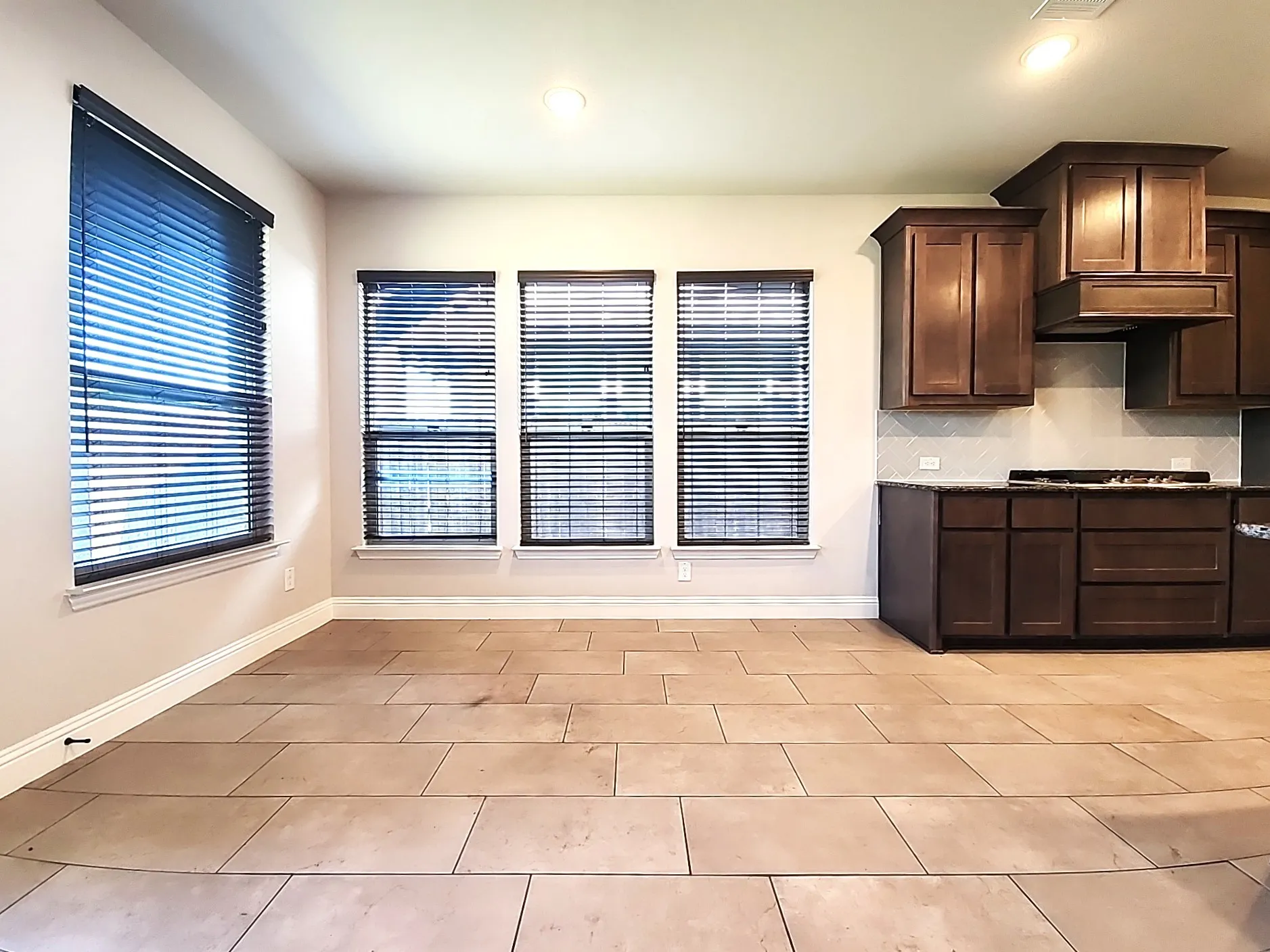 Single Family Residence For Sale in Collin County , 1420 Milton Lane, Mc Kinney, Texas 75071, 4 Bedroom, 4 Bathroom, 2 Garage spaces, 3,444 Sqft, built in 2022, mls#21345474, Real Estate Agent in Mc Kinney, Homes For Sale in Collin county, Homes For Sale in Mc Kinney, Realtor in Mc Kinney Texas, Real Estate Brokerage Independent Realty Texas, Luminita Cordes Realtor