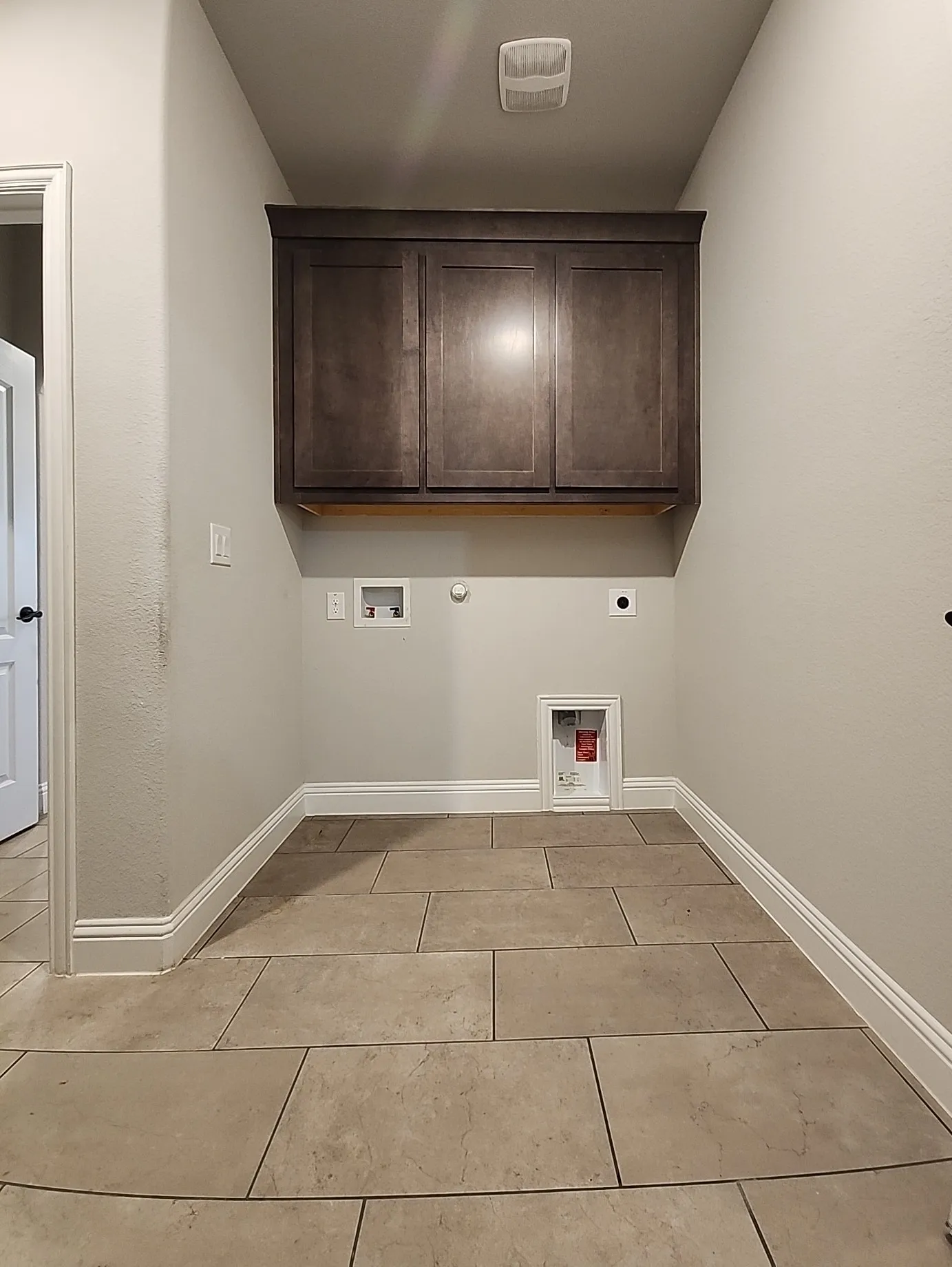 Single Family Residence For Sale in Collin County , 1420 Milton Lane, Mc Kinney, Texas 75071, 4 Bedroom, 4 Bathroom, 2 Garage spaces, 3,444 Sqft, built in 2022, mls#21345474, Real Estate Agent in Mc Kinney, Homes For Sale in Collin county, Homes For Sale in Mc Kinney, Realtor in Mc Kinney Texas, Real Estate Brokerage Independent Realty Texas, Luminita Cordes Realtor