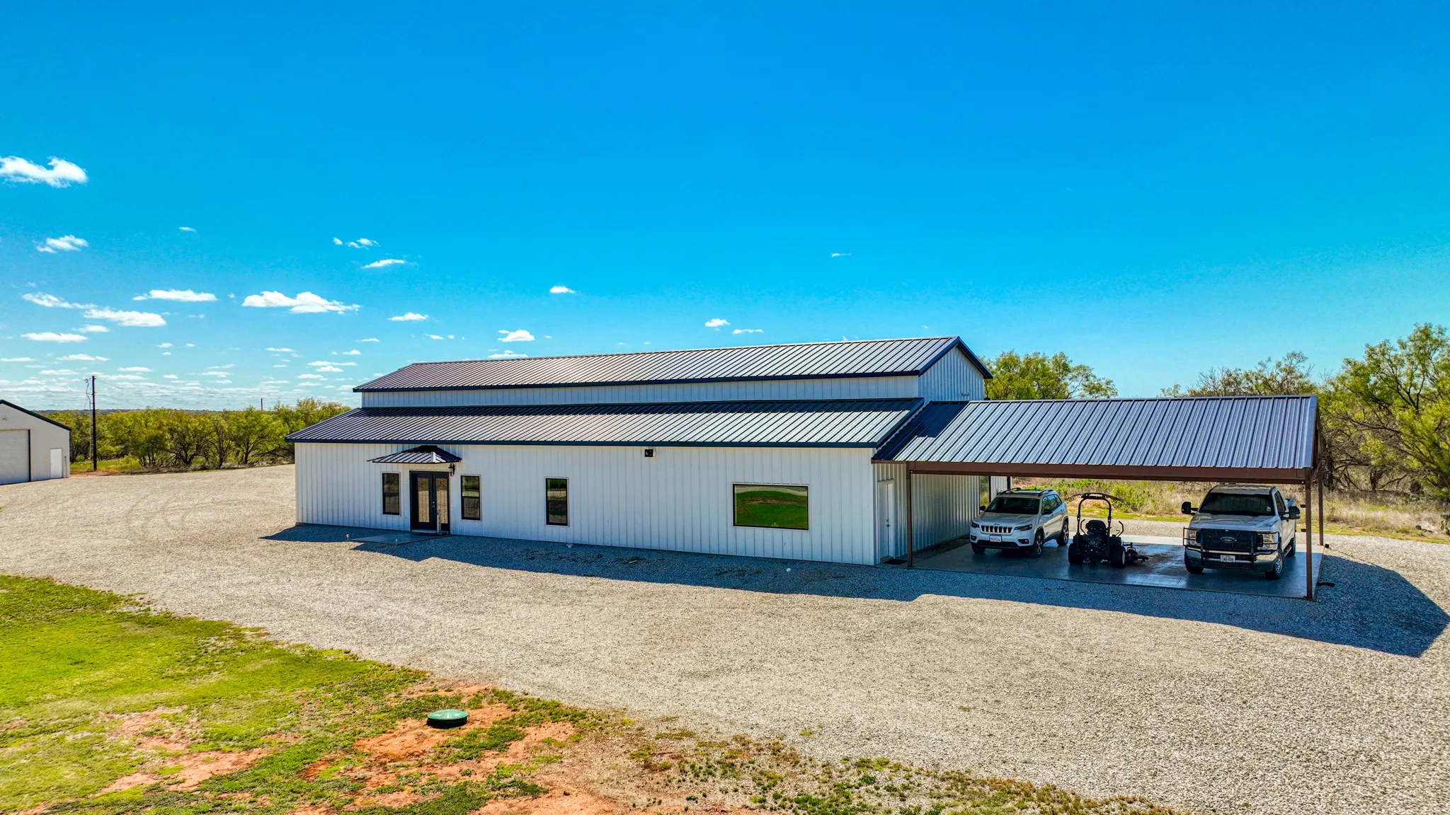Single Family Residence For Sale in Archer County , 2337 Walsh, Megargel, Texas 76370, 3 Bedrooms, 2 Bathrooms, Garage spaces, 3,360 Sqft, built in 2022, Price $2,395,000, mls#21344743, Real Estate Agent in Megargel, Homes For Sale in Archer county, Homes For Sale in Megargel, Realtor in Megargel Texas, Real Estate Brokerage Independent Realty Texas, Luminita Cordes Realtor