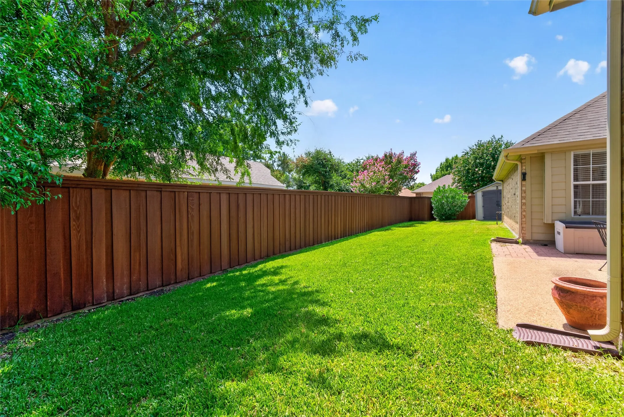 Single Family Residence For Sale in Collin County , 6777 Gatewick Drive, Frisco, Texas 75035, 4 Bedroom, 2 Bathroom, 2 Garage spaces, 2,395 Sqft, built in 1999, mls#21342984, Real Estate Agent in Frisco, Homes For Sale in Collin county, Homes For Sale in Frisco, Realtor in Frisco Texas, Real Estate Brokerage Independent Realty Texas, Luminita Cordes Realtor
