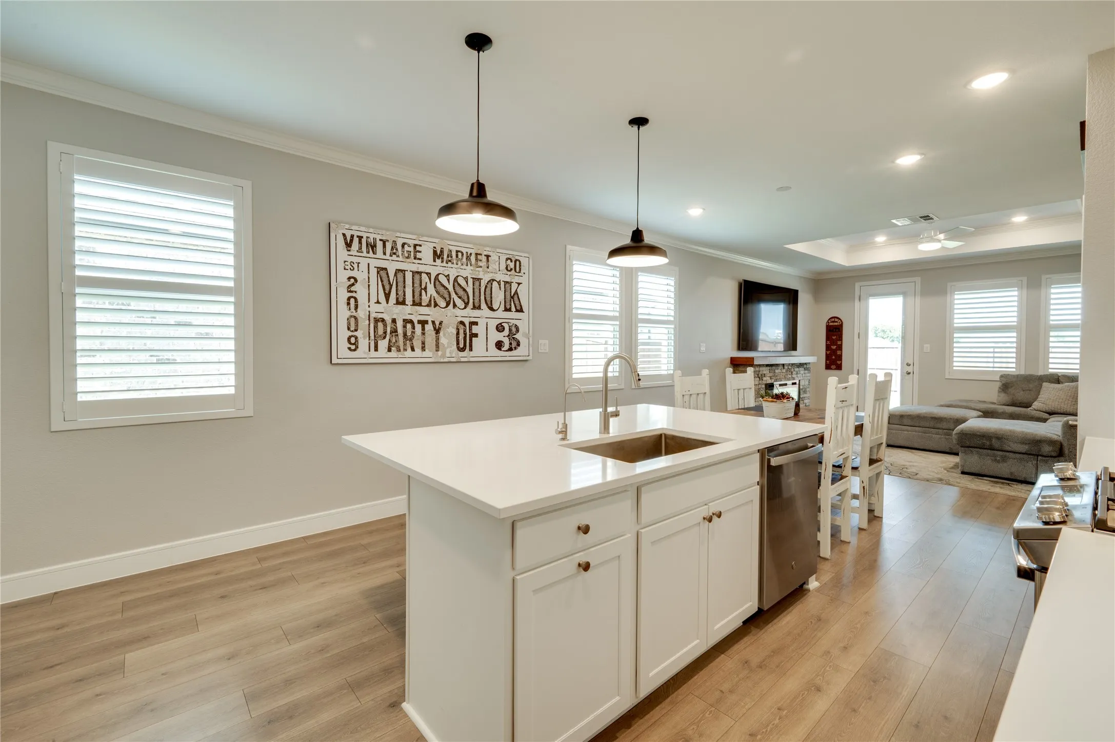 Single Family Residence For Sale in Grayson County , 3703 Cloverleaf Lane, Sherman, Texas 75092, 3 Bedroom, 3 Bathroom, 2 Garage spaces, 2,062 Sqft, built in 2024, mls#21338102, Real Estate Agent in Sherman, Homes For Sale in Grayson county, Homes For Sale in Sherman, Realtor in Sherman Texas, Real Estate Brokerage Independent Realty Texas, Luminita Cordes Realtor