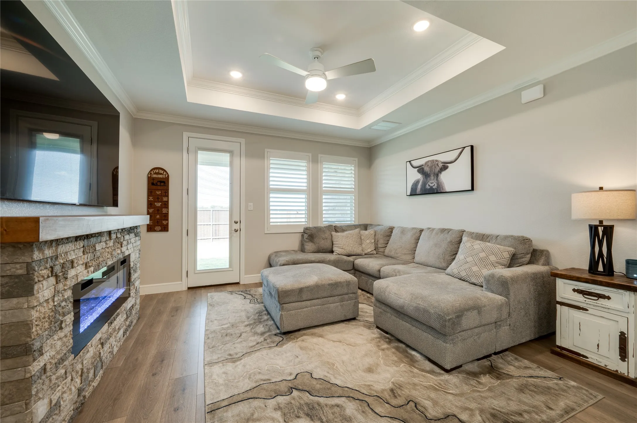 Single Family Residence For Sale in Grayson County , 3703 Cloverleaf Lane, Sherman, Texas 75092, 3 Bedroom, 3 Bathroom, 2 Garage spaces, 2,062 Sqft, built in 2024, mls#21338102, Real Estate Agent in Sherman, Homes For Sale in Grayson county, Homes For Sale in Sherman, Realtor in Sherman Texas, Real Estate Brokerage Independent Realty Texas, Luminita Cordes Realtor