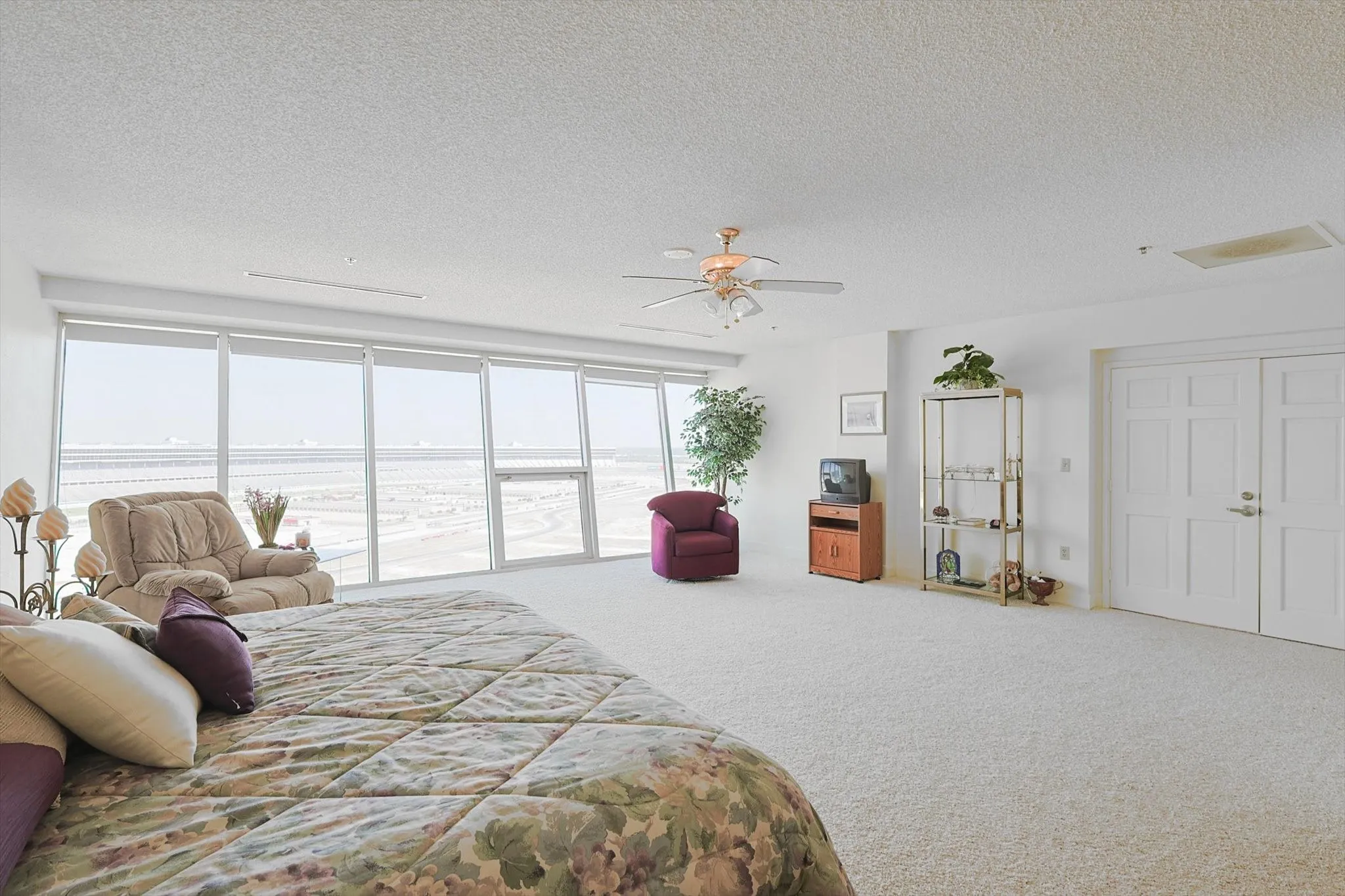 Condominium For Sale in Denton County , 3575 Lone Star Circle 907, Fort Worth, Texas 76177, 3 Bedrooms, 3 Bathrooms, Garage spaces, 2,500 Sqft, built in 1997, Price $513,000, mls#21345190, Real Estate Agent in Fort Worth, Homes For Sale in Denton county, Homes For Sale in Fort Worth, Realtor in Fort Worth Texas, Real Estate Brokerage Independent Realty Texas, Luminita Cordes Realtor