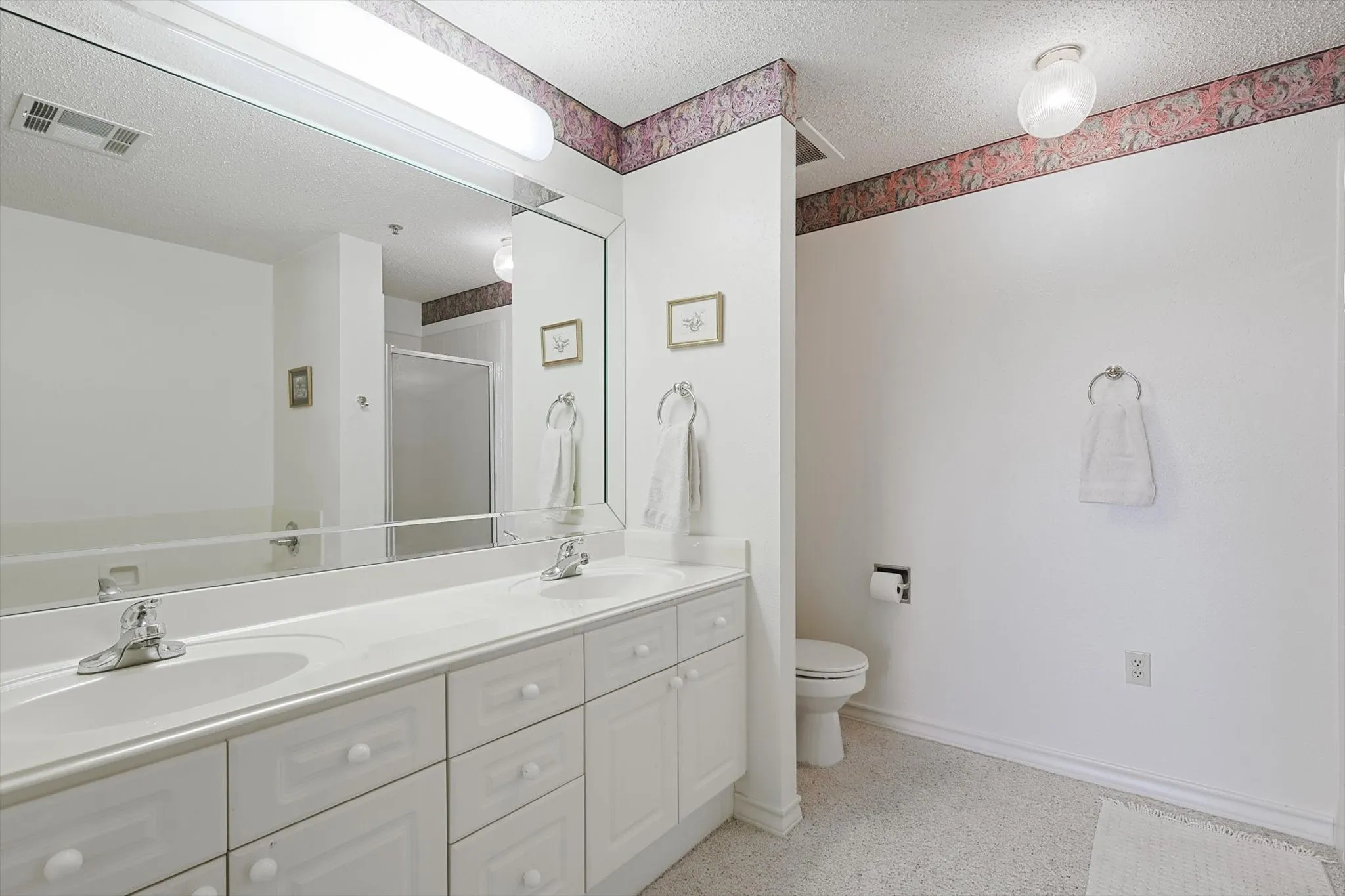 Condominium For Sale in Denton County , 3575 Lone Star Circle 907, Fort Worth, Texas 76177, 3 Bedrooms, 3 Bathrooms, Garage spaces, 2,500 Sqft, built in 1997, Price $513,000, mls#21345190, Real Estate Agent in Fort Worth, Homes For Sale in Denton county, Homes For Sale in Fort Worth, Realtor in Fort Worth Texas, Real Estate Brokerage Independent Realty Texas, Luminita Cordes Realtor
