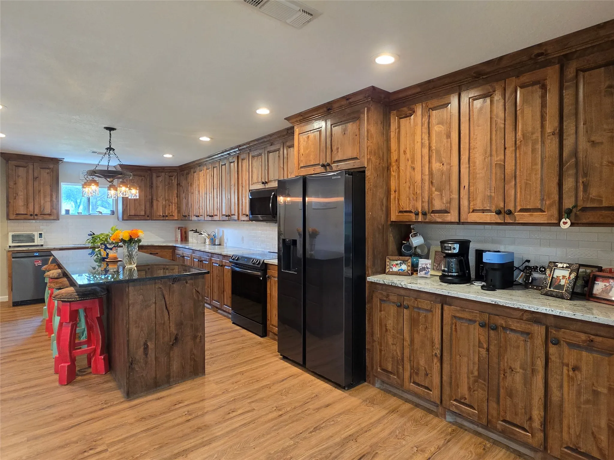 Single Family Residence For Sale in Brown County , 1705 County Road 318, Early, Texas 76802, 3 Bedroom, 2 Bathroom, Garage spaces, 1,948 Sqft, built in 2022, mls#21345512, Real Estate Agent in Early, Homes For Sale in Brown county, Homes For Sale in Early, Realtor in Early Texas, Real Estate Brokerage Independent Realty Texas, Luminita Cordes Realtor