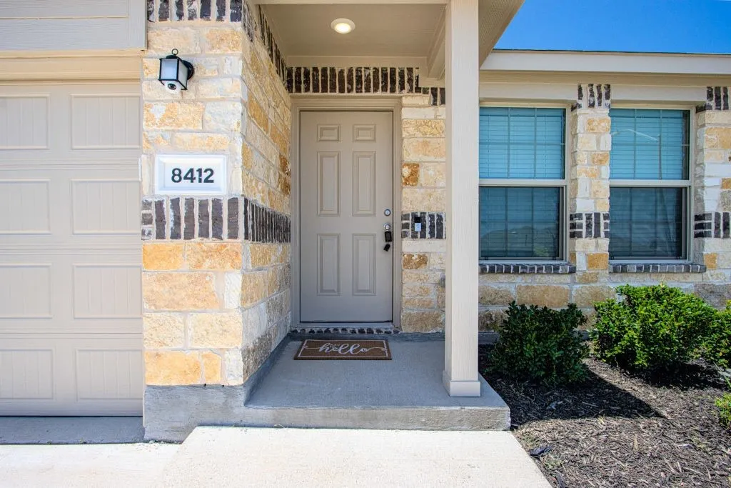 Single Family Residence For Sale in Tarrant County , 8412 Fawn Creek Drive, Fort Worth, Texas 76123, 4 Bedroom, 2 Bathroom, 2 Garage spaces, 1,725 Sqft, built in 2022, mls#21345487, Real Estate Agent in Fort Worth, Homes For Sale in Tarrant county, Homes For Sale in Fort Worth, Realtor in Fort Worth Texas, Real Estate Brokerage Independent Realty Texas, Luminita Cordes Realtor