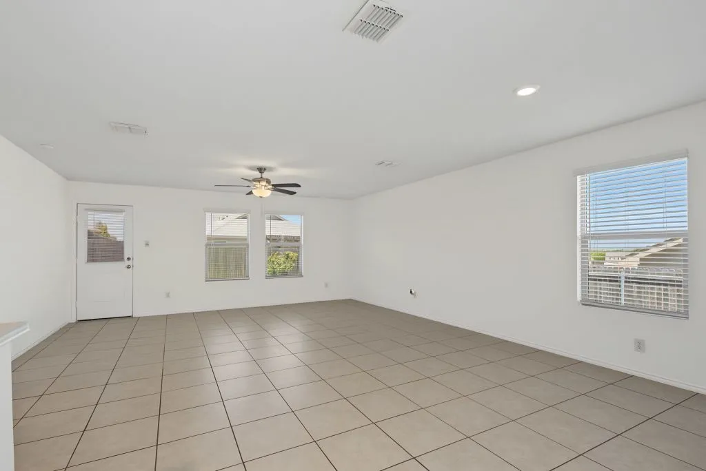 Single Family Residence For Sale in Tarrant County , 8412 Fawn Creek Drive, Fort Worth, Texas 76123, 4 Bedroom, 2 Bathroom, 2 Garage spaces, 1,725 Sqft, built in 2022, mls#21345487, Real Estate Agent in Fort Worth, Homes For Sale in Tarrant county, Homes For Sale in Fort Worth, Realtor in Fort Worth Texas, Real Estate Brokerage Independent Realty Texas, Luminita Cordes Realtor