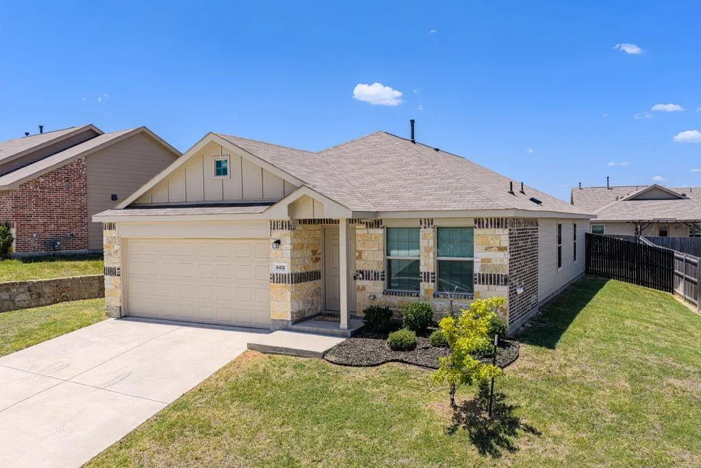 Single Family Residence For Sale in Tarrant County , 8412 Fawn Creek Drive, Fort Worth, Texas 76123, 4 Bedroom, 2 Bathroom, 2 Garage spaces, 1,725 Sqft, built in 2022, mls#21345487, Real Estate Agent in Fort Worth, Homes For Sale in Tarrant county, Homes For Sale in Fort Worth, Realtor in Fort Worth Texas, Real Estate Brokerage Independent Realty Texas, Luminita Cordes Realtor