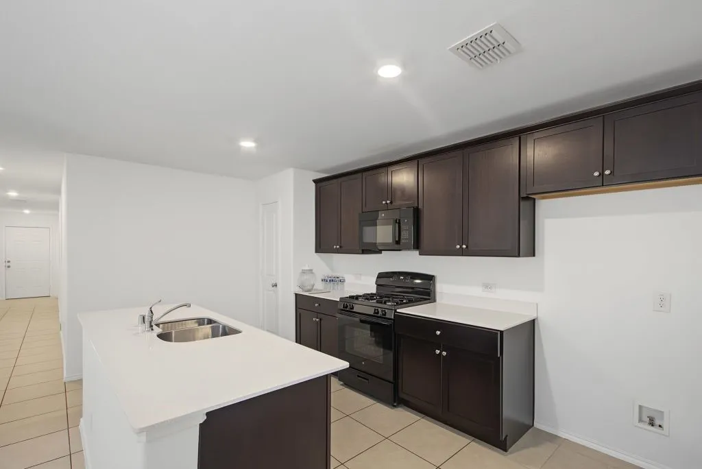 Single Family Residence For Sale in Tarrant County , 8412 Fawn Creek Drive, Fort Worth, Texas 76123, 4 Bedroom, 2 Bathroom, 2 Garage spaces, 1,725 Sqft, built in 2022, mls#21345487, Real Estate Agent in Fort Worth, Homes For Sale in Tarrant county, Homes For Sale in Fort Worth, Realtor in Fort Worth Texas, Real Estate Brokerage Independent Realty Texas, Luminita Cordes Realtor