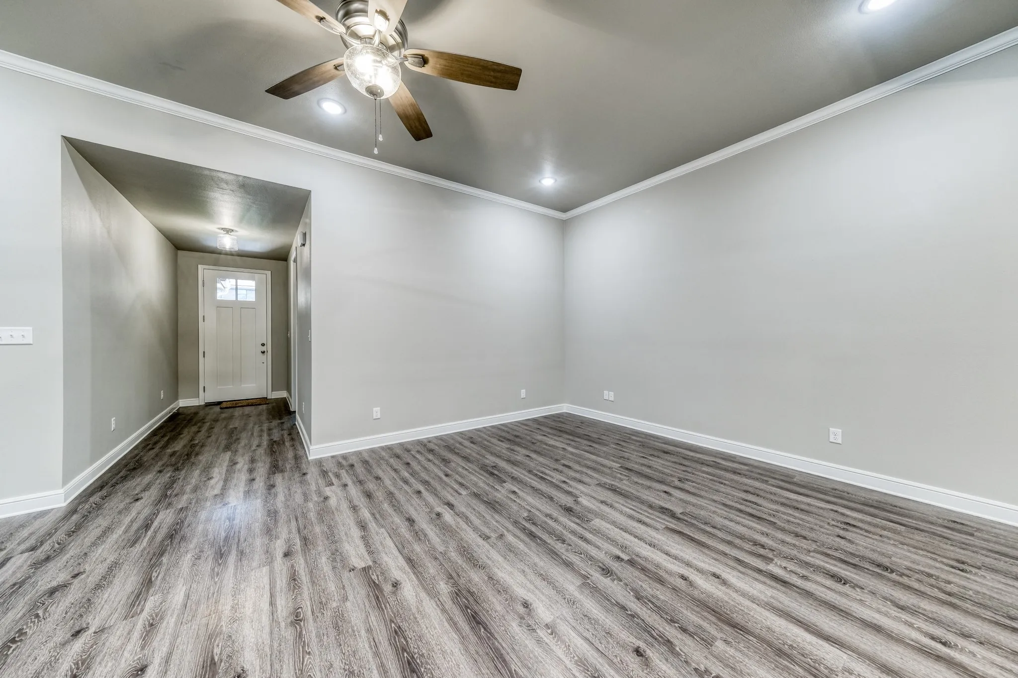 Townhouse For Sale in Parker County , 508 W 0AK Street, Weatherford, Texas 76086, 2 Bedrooms, 2 Bathrooms, 2 Garage spaces, 1,603 Sqft, built in 2022, Price $415,000, mls#21345527, Real Estate Agent in Weatherford, Homes For Sale in Parker county, Homes For Sale in Weatherford, Realtor in Weatherford Texas, Real Estate Brokerage Independent Realty Texas, Luminita Cordes Realtor