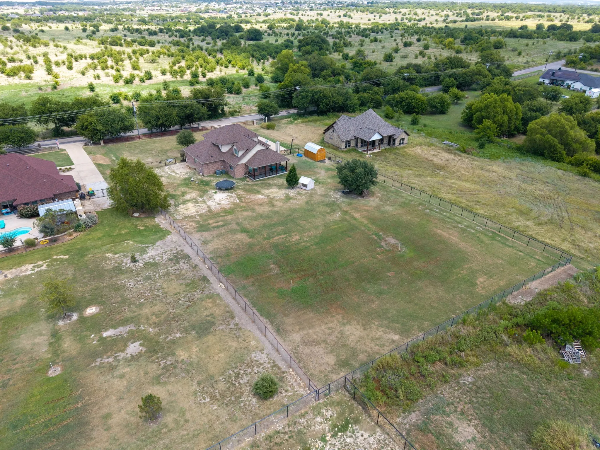 Single Family Residence For Sale in Johnson County , 8909 County Road 915, Godley, Texas 76044, 5 Bedroom, 3 Bathroom, 3 Garage spaces, 3,615 Sqft, built in 2014, Price $629,000, mls#21336131, Real Estate Agent in Godley, Homes For Sale in Johnson county, Homes For Sale in Godley, Realtor in Godley Texas, Real Estate Brokerage Independent Realty Texas, Luminita Cordes Realtor