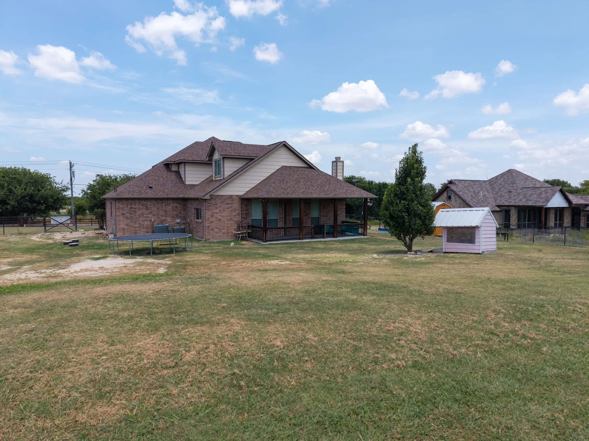 Single Family Residence For Sale in Johnson County , 8909 County Road 915, Godley, Texas 76044, 5 Bedroom, 3 Bathroom, 3 Garage spaces, 3,615 Sqft, built in 2014, Price $629,000, mls#21336131, Real Estate Agent in Godley, Homes For Sale in Johnson county, Homes For Sale in Godley, Realtor in Godley Texas, Real Estate Brokerage Independent Realty Texas, Luminita Cordes Realtor