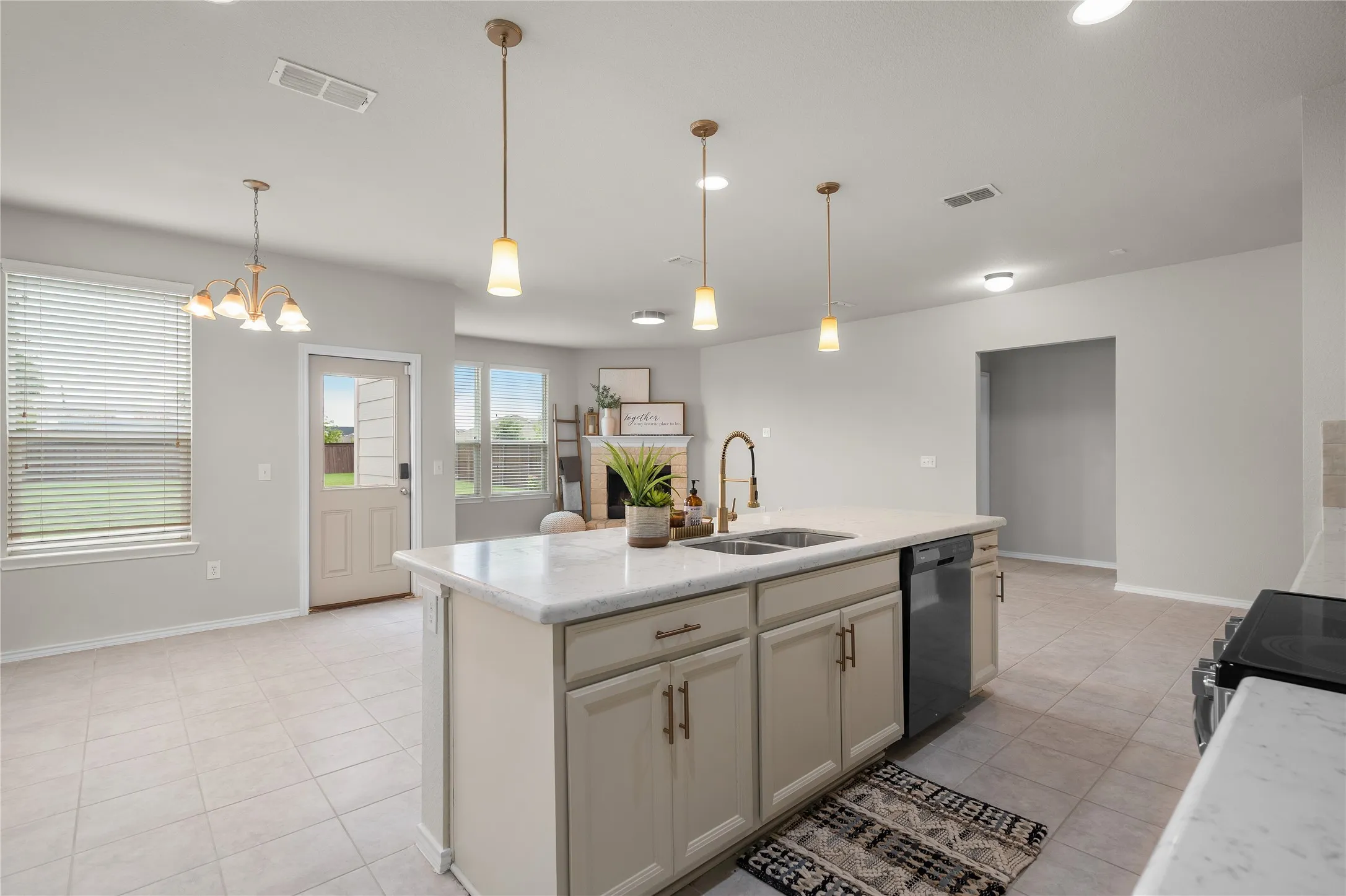 Single Family Residence For Sale in Denton County , 1918 Trace Drive, Aubrey, Texas 76227, 5 Bedroom, 3 Bathroom, 2 Garage spaces, 2,902 Sqft, built in 2018, mls#21345103, Real Estate Agent in Aubrey, Homes For Sale in Denton county, Homes For Sale in Aubrey, Realtor in Aubrey Texas, Real Estate Brokerage Independent Realty Texas, Luminita Cordes Realtor