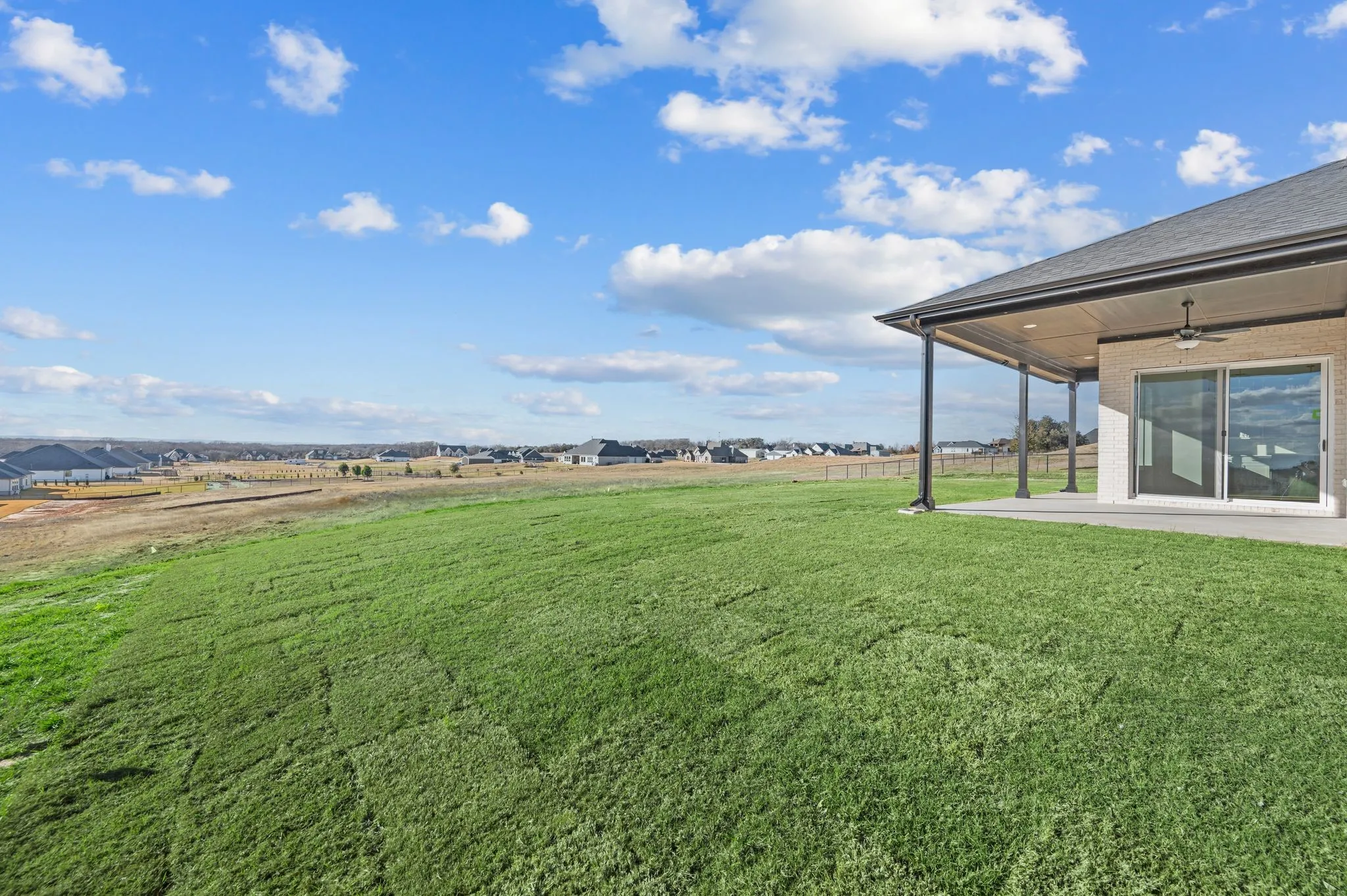 Single Family Residence For Sale in Parker County , 412 Caprock Lane, Reno, Texas 76020, 4 Bedroom, 3 Bathroom, 2 Garage spaces, 2,500 Sqft, built in 2026, mls#21345551, Real Estate Agent in Reno, Homes For Sale in Parker county, Homes For Sale in Reno, Realtor in Reno Texas, Real Estate Brokerage Independent Realty Texas, Luminita Cordes Realtor