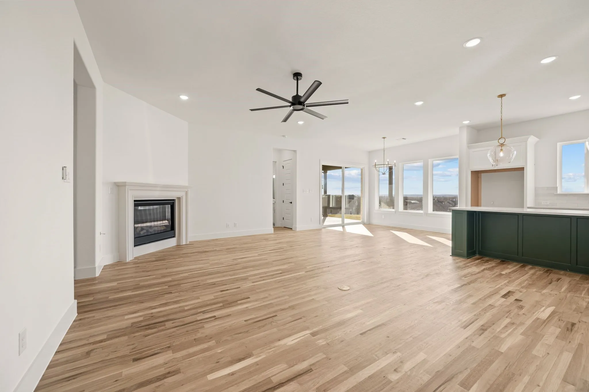Single Family Residence For Sale in Parker County , 412 Caprock Lane, Reno, Texas 76020, 4 Bedroom, 3 Bathroom, 2 Garage spaces, 2,500 Sqft, built in 2026, mls#21345551, Real Estate Agent in Reno, Homes For Sale in Parker county, Homes For Sale in Reno, Realtor in Reno Texas, Real Estate Brokerage Independent Realty Texas, Luminita Cordes Realtor