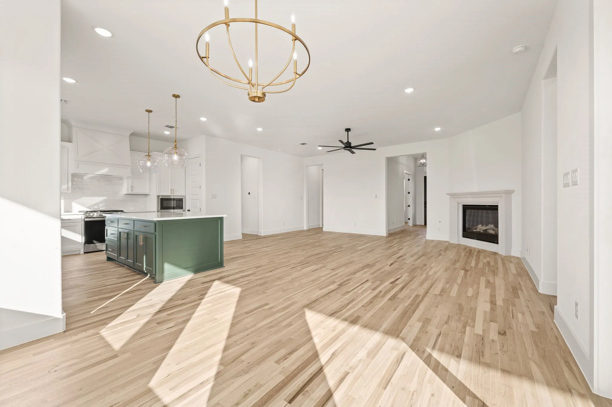 Single Family Residence For Sale in Parker County , 412 Caprock Lane, Reno, Texas 76020, 4 Bedroom, 3 Bathroom, 2 Garage spaces, 2,500 Sqft, built in 2026, mls#21345551, Real Estate Agent in Reno, Homes For Sale in Parker county, Homes For Sale in Reno, Realtor in Reno Texas, Real Estate Brokerage Independent Realty Texas, Luminita Cordes Realtor