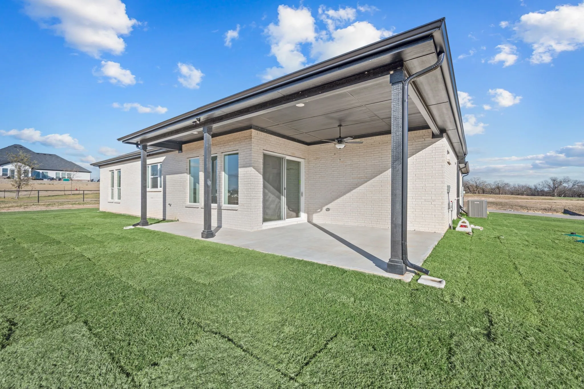 Single Family Residence For Sale in Parker County , 412 Caprock Lane, Reno, Texas 76020, 4 Bedroom, 3 Bathroom, 2 Garage spaces, 2,500 Sqft, built in 2026, mls#21345551, Real Estate Agent in Reno, Homes For Sale in Parker county, Homes For Sale in Reno, Realtor in Reno Texas, Real Estate Brokerage Independent Realty Texas, Luminita Cordes Realtor