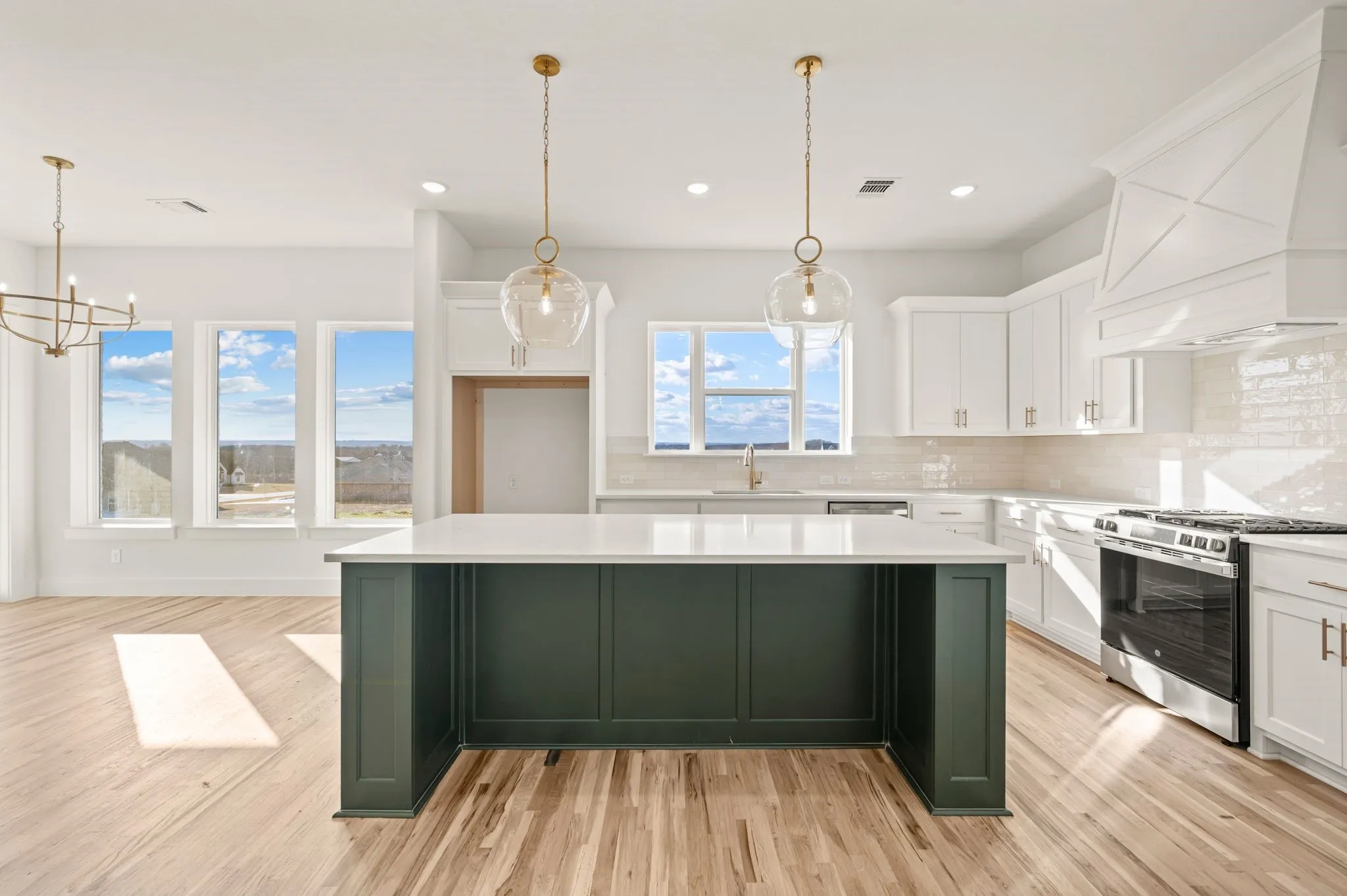 Single Family Residence For Sale in Parker County , 412 Caprock Lane, Reno, Texas 76020, 4 Bedroom, 3 Bathroom, 2 Garage spaces, 2,500 Sqft, built in 2026, mls#21345551, Real Estate Agent in Reno, Homes For Sale in Parker county, Homes For Sale in Reno, Realtor in Reno Texas, Real Estate Brokerage Independent Realty Texas, Luminita Cordes Realtor