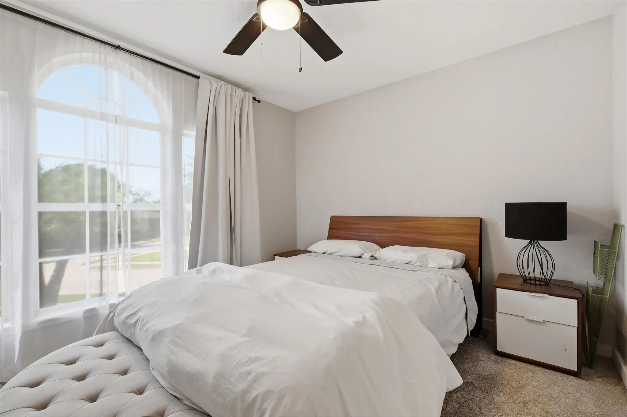 Single Family Residence For Rent in Denton County , 1641 Fuqua Drive, Flower Mound, Texas 75028, 4 Bedroom, 3 Bathroom, 2 Garage spaces, 2,546 Sqft, built in 1989, mls#21345548, Real Estate Agent in Flower Mound, Homes For Rent in Denton county, Homes For Rent in Flower Mound, Realtor in Flower Mound Texas, Real Estate Brokerage Independent Realty Texas, Luminita Cordes Realtor