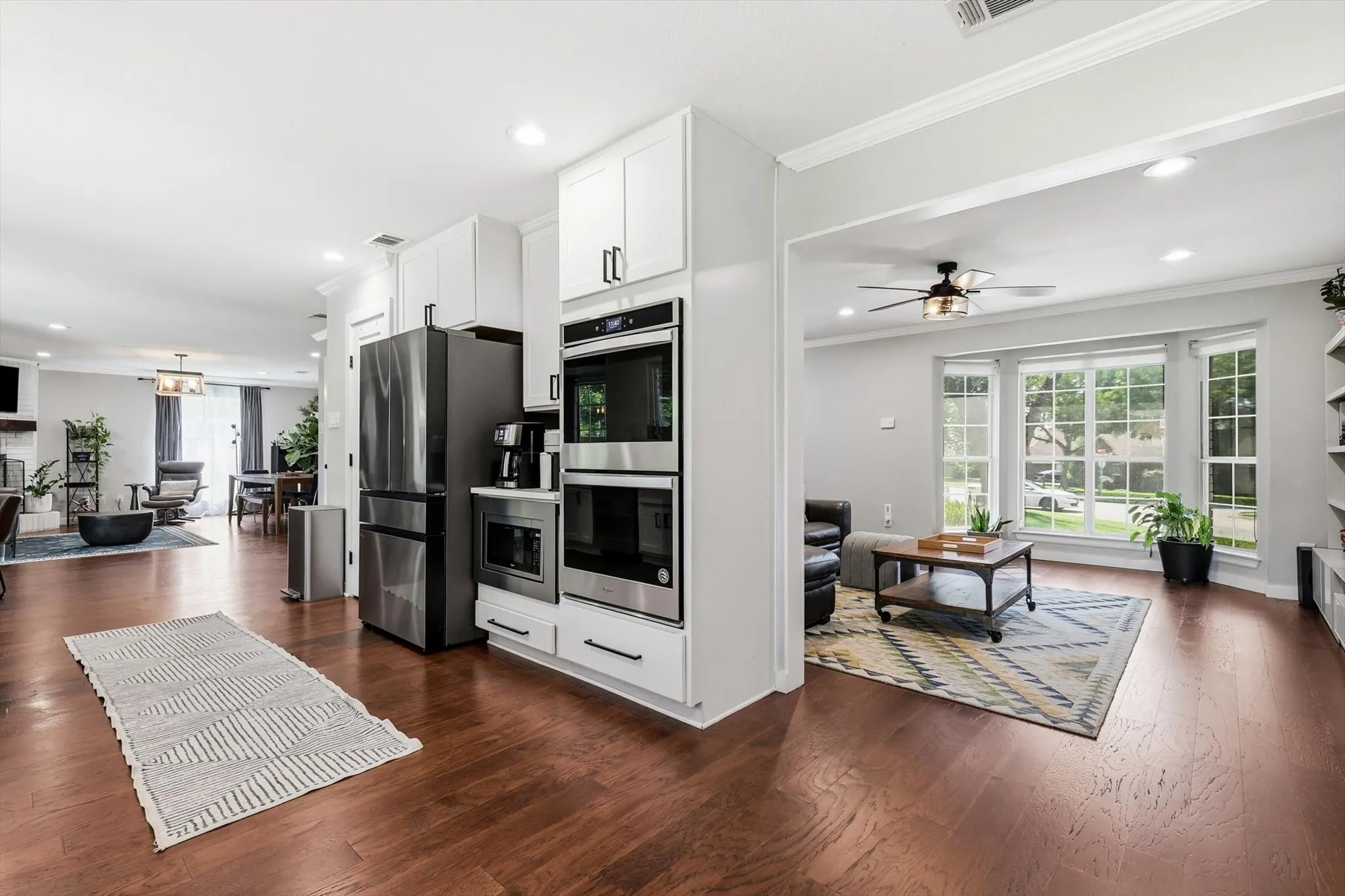 Single Family Residence For Rent in Denton County , 1641 Fuqua Drive, Flower Mound, Texas 75028, 4 Bedroom, 3 Bathroom, 2 Garage spaces, 2,546 Sqft, built in 1989, mls#21345548, Real Estate Agent in Flower Mound, Homes For Rent in Denton county, Homes For Rent in Flower Mound, Realtor in Flower Mound Texas, Real Estate Brokerage Independent Realty Texas, Luminita Cordes Realtor