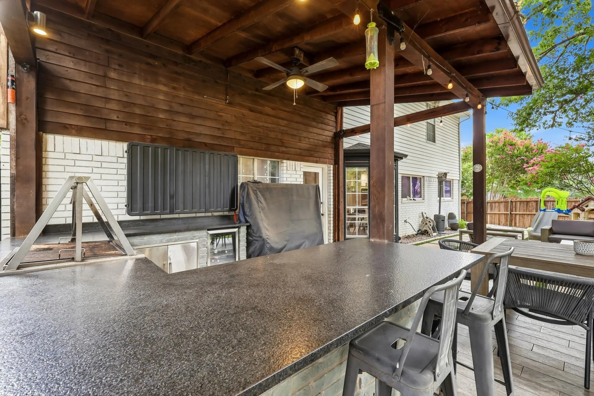 Outdoor Kitchen Area