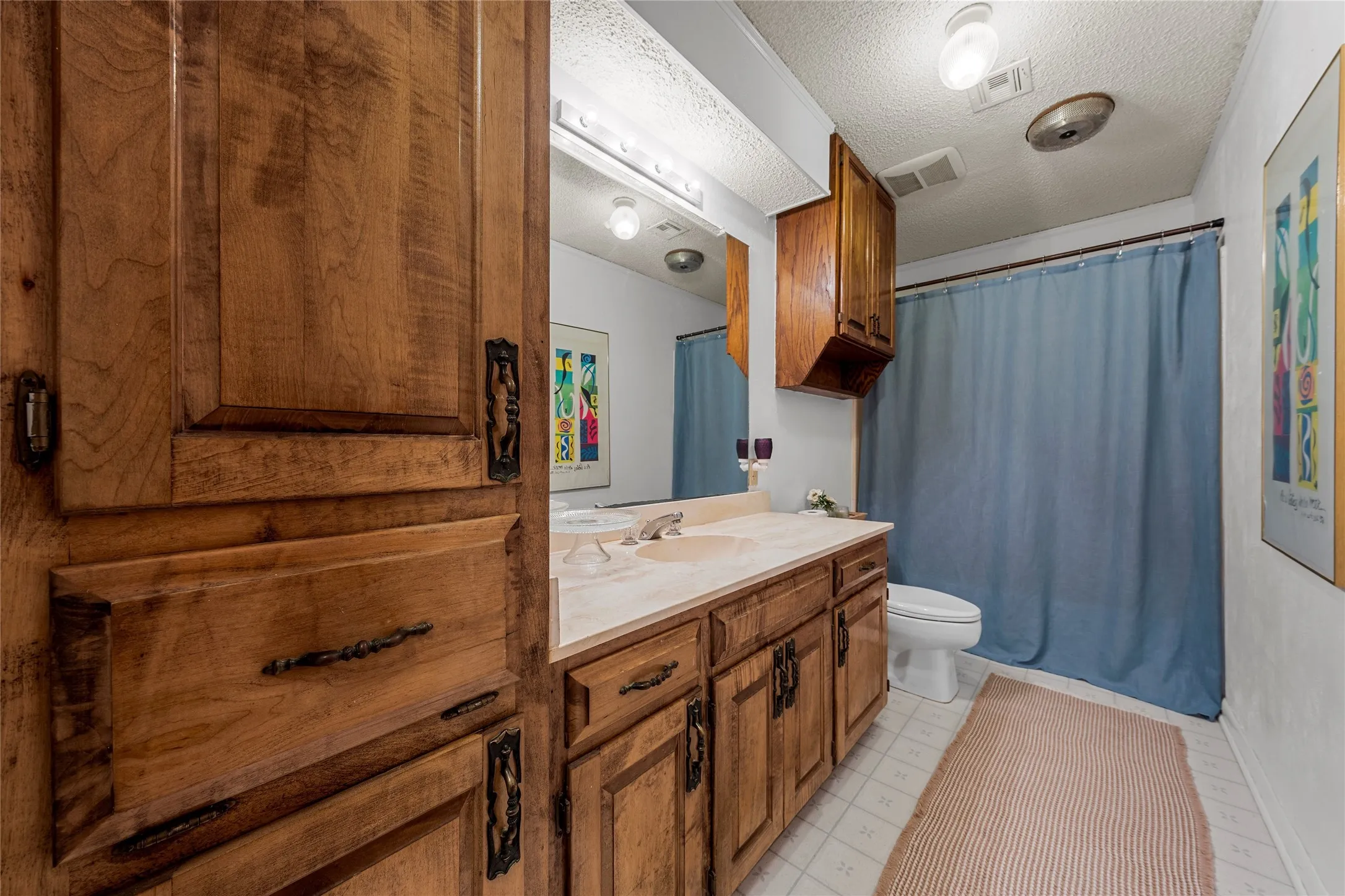 Single Family Residence For Sale in Mc Lennan County , 10023 Ramblewood Drive, Woodway, Texas 76712, 4 Bedroom, 3 Bathroom, 2 Garage spaces, 2,720 Sqft, built in 1979, mls#21303728, Real Estate Agent in Woodway, Homes For Sale in Mc Lennan county, Homes For Sale in Woodway, Realtor in Woodway Texas, Real Estate Brokerage Independent Realty Texas, Luminita Cordes Realtor