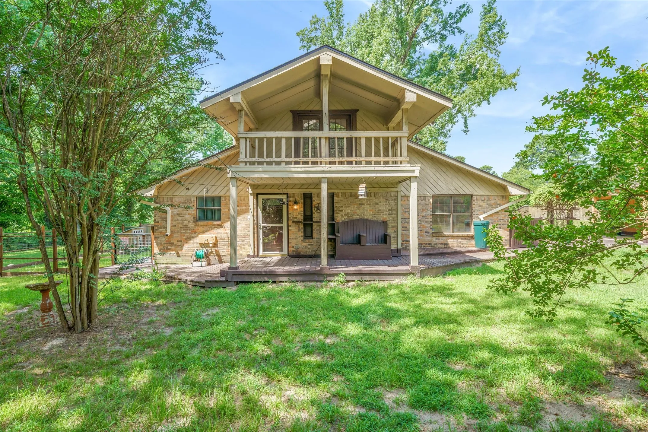 Single Family Residence For Sale in Van Zandt County , 22179 St. Hwy 64, Canton, Texas 75103, 3 Bedroom, 2 Bathroom, Garage spaces, 1,890 Sqft, built in 1990, mls#21344744, Real Estate Agent in Canton, Homes For Sale in Van Zandt county, Homes For Sale in Canton, Realtor in Canton Texas, Real Estate Brokerage Independent Realty Texas, Luminita Cordes Realtor