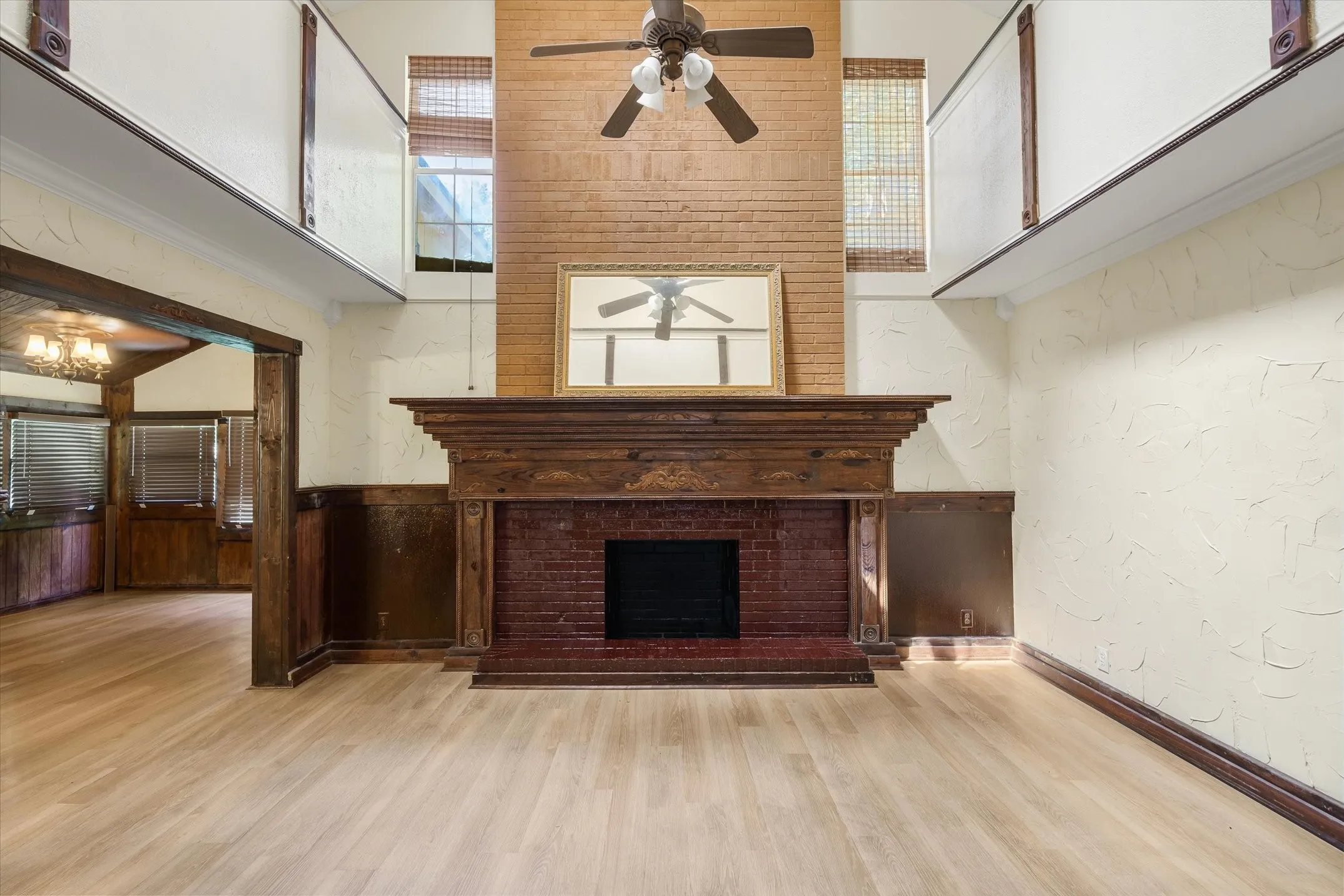 Single Family Residence For Sale in Van Zandt County , 22179 St. Hwy 64, Canton, Texas 75103, 3 Bedroom, 2 Bathroom, Garage spaces, 1,890 Sqft, built in 1990, mls#21344744, Real Estate Agent in Canton, Homes For Sale in Van Zandt county, Homes For Sale in Canton, Realtor in Canton Texas, Real Estate Brokerage Independent Realty Texas, Luminita Cordes Realtor