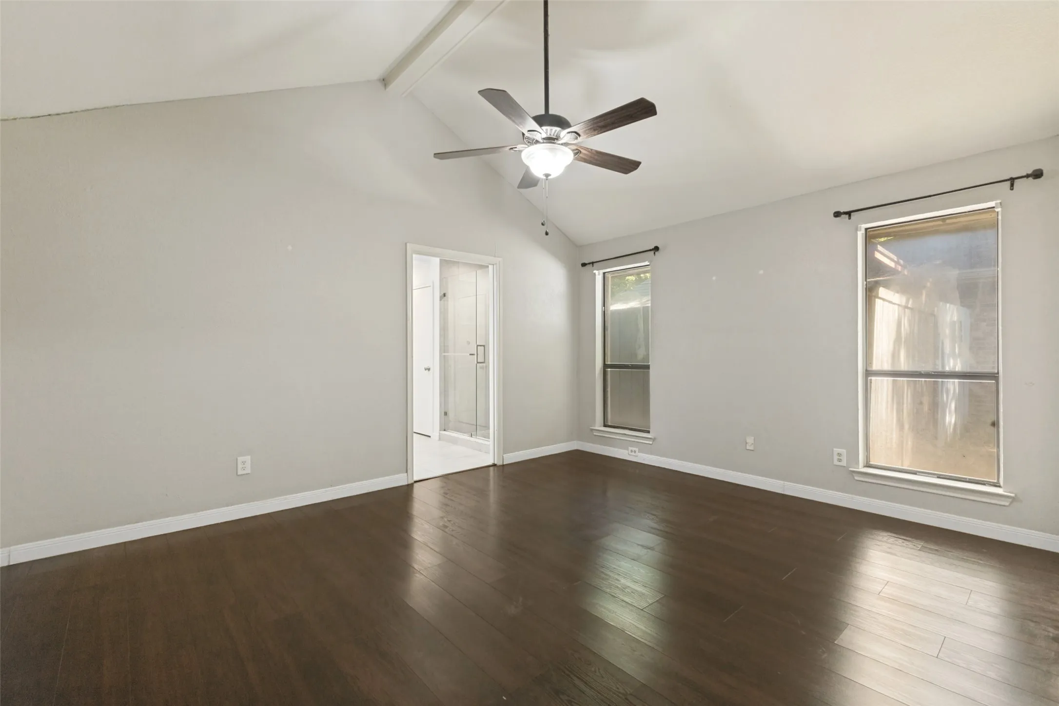 Single Family Residence For Sale in Dallas County , 3010 Rambling Drive, Dallas, Texas 75228, 3 Bedroom, 2 Bathroom, Garage spaces, 2,168 Sqft, built in 1983, mls#21345315, Real Estate Agent in Dallas, Homes For Sale in Dallas county, Homes For Sale in Dallas, Realtor in Dallas Texas, Real Estate Brokerage Independent Realty Texas, Luminita Cordes Realtor