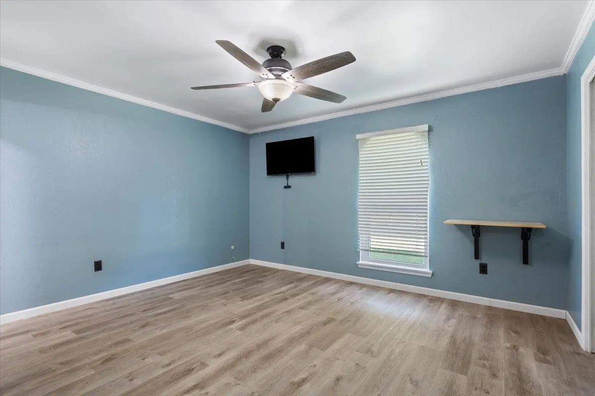 spare bedroom