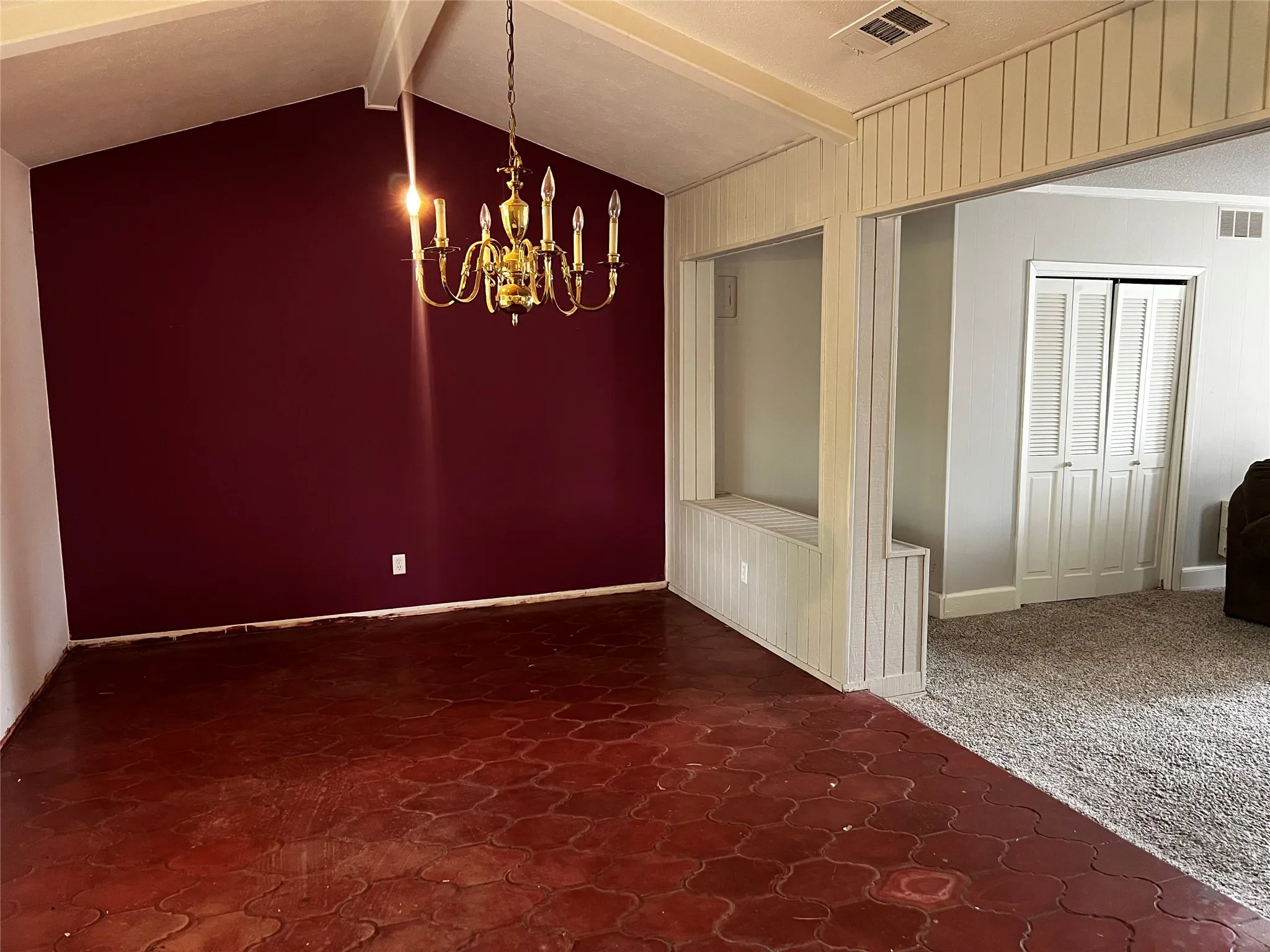 Single Family Residence For Sale in Dallas County , 3113 Commonwealth Street, Irving, Texas 75062, 3 Bedroom, 1 Bathroom, Garage spaces, 1,617 Sqft, built in 1965, mls#21344703, Real Estate Agent in Irving, Homes For Sale in Dallas county, Homes For Sale in Irving, Realtor in Irving Texas, Real Estate Brokerage Independent Realty Texas, Luminita Cordes Realtor