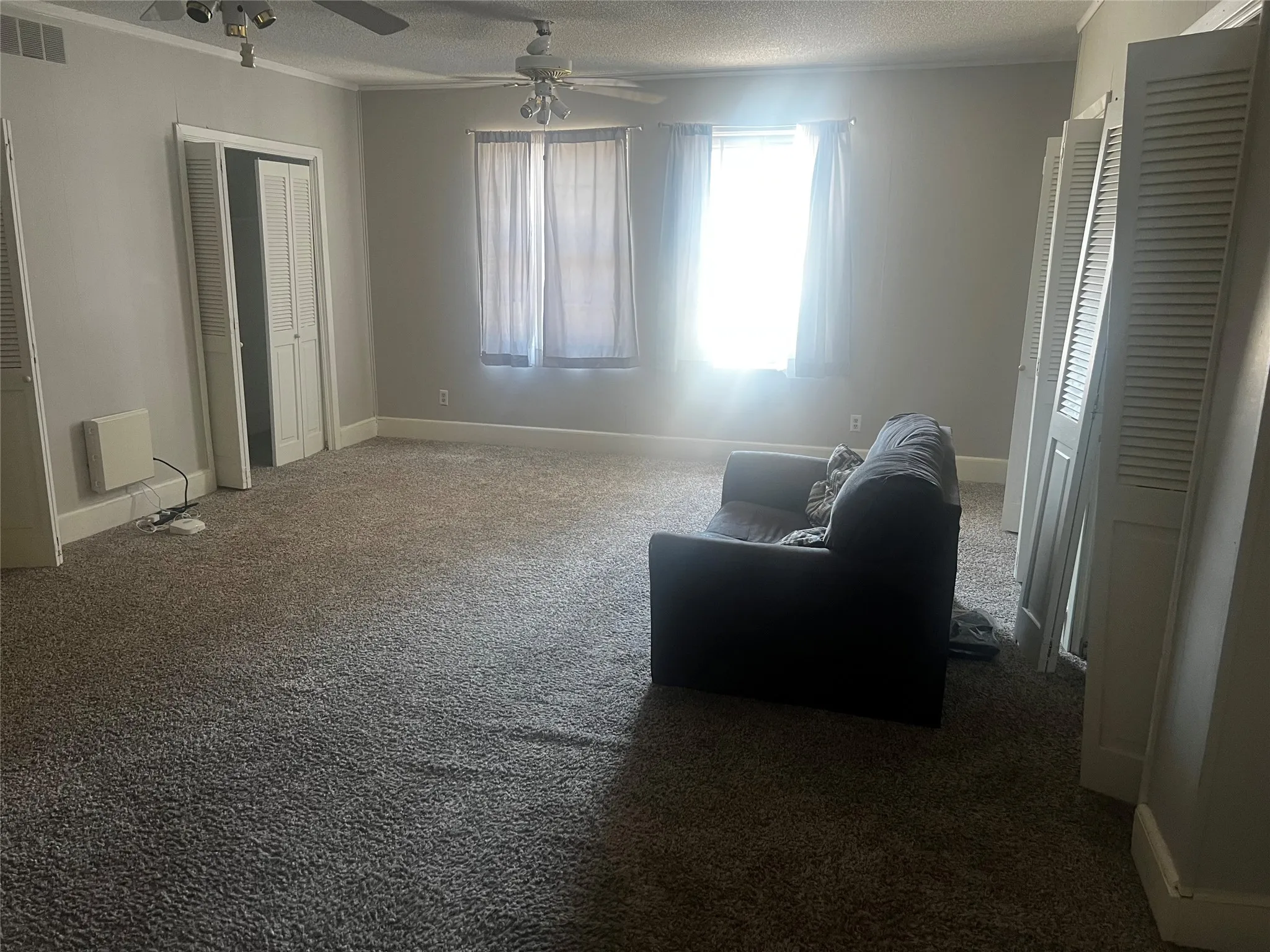 Single Family Residence For Sale in Dallas County , 3113 Commonwealth Street, Irving, Texas 75062, 3 Bedroom, 1 Bathroom, Garage spaces, 1,617 Sqft, built in 1965, mls#21344703, Real Estate Agent in Irving, Homes For Sale in Dallas county, Homes For Sale in Irving, Realtor in Irving Texas, Real Estate Brokerage Independent Realty Texas, Luminita Cordes Realtor