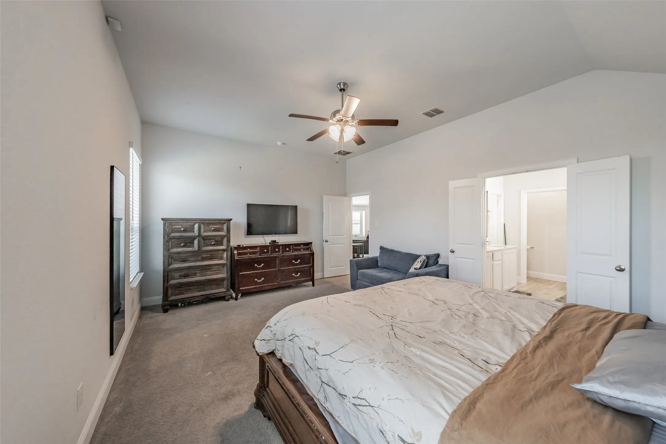Single Family Residence For Sale in Parker County , 14833 Grissom Avenue, Aledo, Texas 76008, 3 Bedroom, 3 Bathroom, 2 Garage spaces, 2,240 Sqft, built in 2022, mls#21345522, Real Estate Agent in Aledo, Homes For Sale in Parker county, Homes For Sale in Aledo, Realtor in Aledo Texas, Real Estate Brokerage Independent Realty Texas, Luminita Cordes Realtor