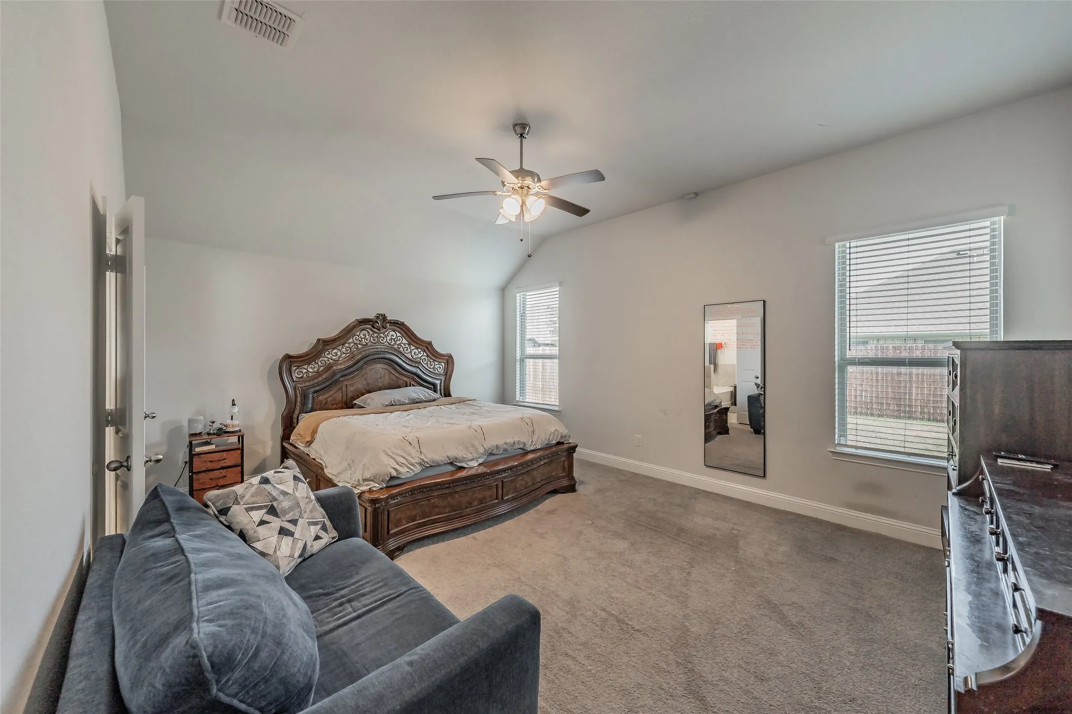Single Family Residence For Sale in Parker County , 14833 Grissom Avenue, Aledo, Texas 76008, 3 Bedroom, 3 Bathroom, 2 Garage spaces, 2,240 Sqft, built in 2022, mls#21345522, Real Estate Agent in Aledo, Homes For Sale in Parker county, Homes For Sale in Aledo, Realtor in Aledo Texas, Real Estate Brokerage Independent Realty Texas, Luminita Cordes Realtor