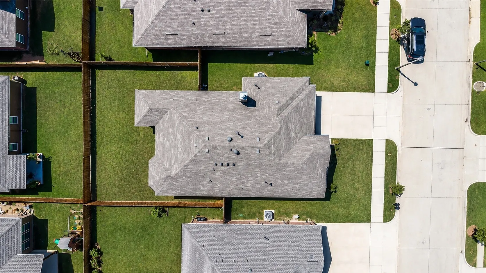 Single Family Residence For Sale in Denton County , 5816 Marsh Rail Drive, Denton, Texas 76208, 3 Bedroom, 2 Bathroom, 2 Garage spaces, 1,510 Sqft, built in 2015, mls#21340308, Real Estate Agent in Denton, Homes For Sale in Denton county, Homes For Sale in Denton, Realtor in Denton Texas, Real Estate Brokerage Independent Realty Texas, Luminita Cordes Realtor