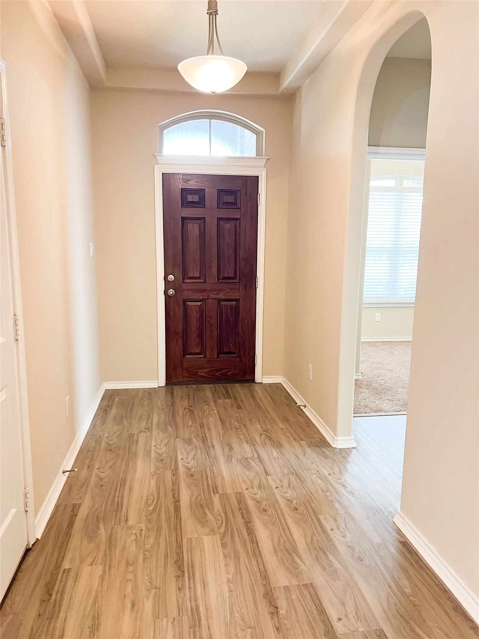 Single Family Residence For Sale in Denton County , 5816 Marsh Rail Drive, Denton, Texas 76208, 3 Bedroom, 2 Bathroom, 2 Garage spaces, 1,510 Sqft, built in 2015, mls#21340308, Real Estate Agent in Denton, Homes For Sale in Denton county, Homes For Sale in Denton, Realtor in Denton Texas, Real Estate Brokerage Independent Realty Texas, Luminita Cordes Realtor