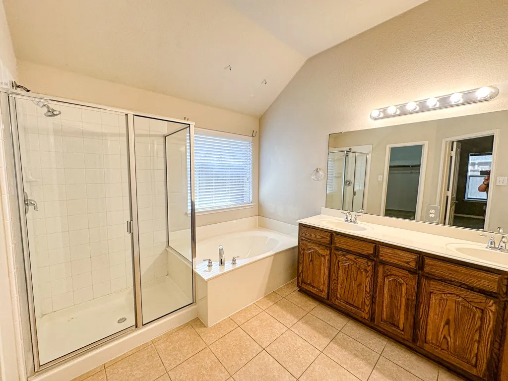 Single Family Residence For Rent in Collin County , 1715 Nestledown Drive, Allen, Texas 75002, 3 Bedroom, 2 Bathroom, 2 Garage spaces, 1,844 Sqft, built in 2009, mls#21345566, Real Estate Agent in Allen, Homes For Rent in Collin county, Homes For Rent in Allen, Realtor in Allen Texas, Real Estate Brokerage Independent Realty Texas, Luminita Cordes Realtor