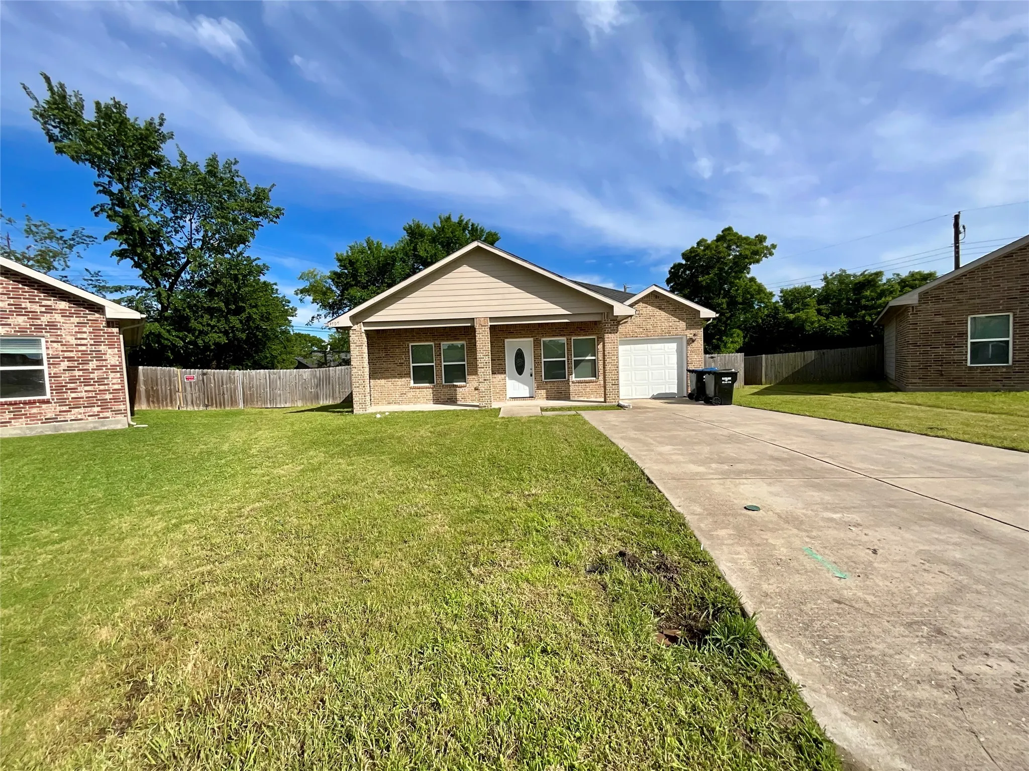 Single Family Residence For Rent in Hunt County , 4705 Henry Street, Greenville, Texas 75401, 3 Bedroom, 2 Bathroom, 1 Garage spaces, 1,343 Sqft, built in 2018, mls#21345604, Real Estate Agent in Greenville, Homes For Rent in Hunt county, Homes For Rent in Greenville, Realtor in Greenville Texas, Real Estate Brokerage Independent Realty Texas, Luminita Cordes Realtor