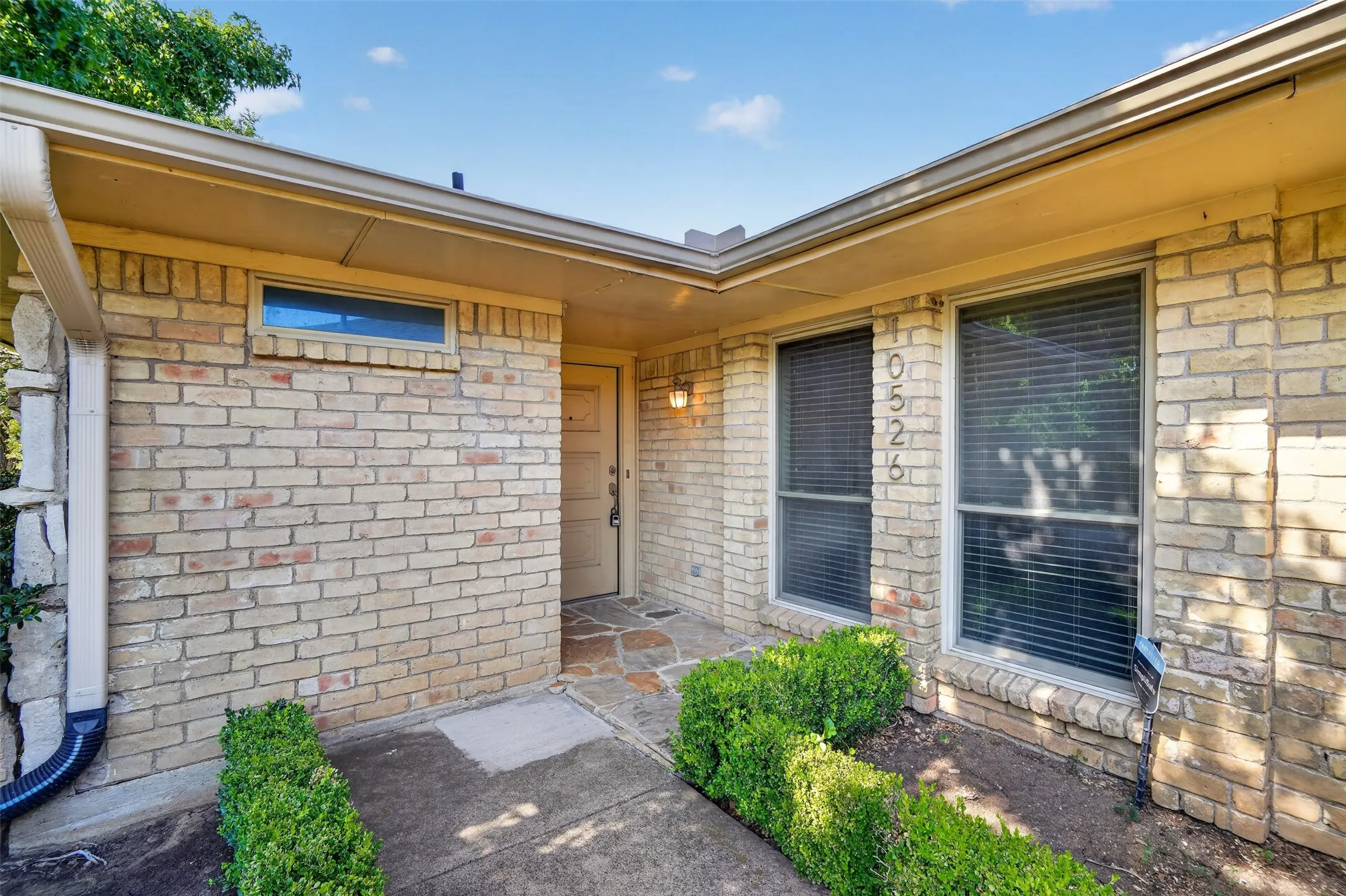 Duplex For Sale in Dallas County , 10524 Ravenscroft, Dallas, Texas 75230, 6 Bedroom, 4 Bathroom, Garage spaces, 0 Sqft, built in 1969, mls#21343669, Real Estate Agent in Dallas, Homes For Sale in Dallas county, Homes For Sale in Dallas, Realtor in Dallas Texas, Real Estate Brokerage Independent Realty Texas, Luminita Cordes Realtor