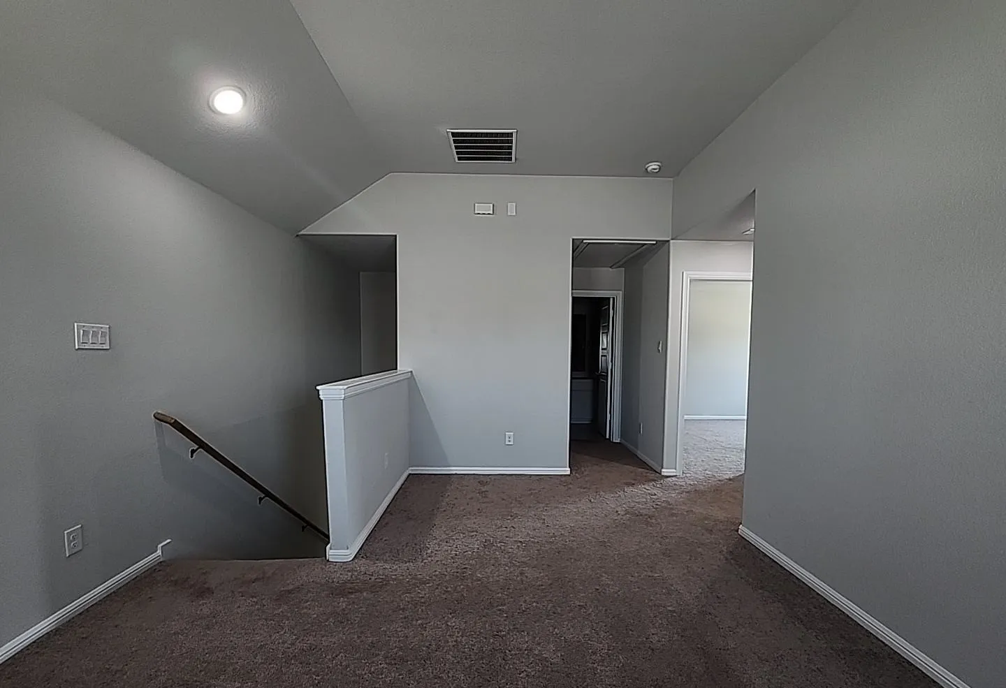 Single Family Residence For Sale in Ellis County , 7105 Pampas Place, Venus, Texas 76084, 4 Bedroom, 3 Bathroom, 3 Garage spaces, 2,476 Sqft, built in 2022, mls#21345587, Real Estate Agent in Venus, Homes For Sale in Ellis county, Homes For Sale in Venus, Realtor in Venus Texas, Real Estate Brokerage Independent Realty Texas, Luminita Cordes Realtor