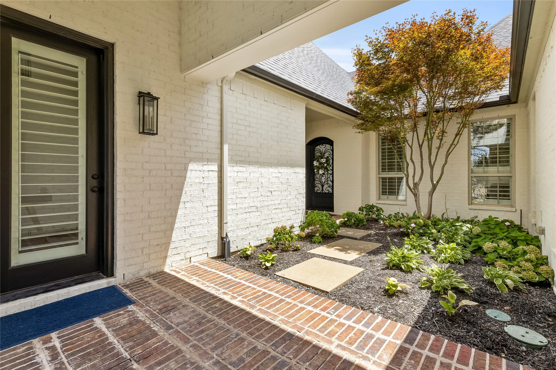 Single Family Residence For Sale in Collin County , 2120 Meadow View Drive, Prosper, Texas 75078, 4 Bedroom, 5 Bathroom, 3 Garage spaces, 4,331 Sqft, built in 2011, mls#21344030, Real Estate Agent in Prosper, Homes For Sale in Collin county, Homes For Sale in Prosper, Realtor in Prosper Texas, Real Estate Brokerage Independent Realty Texas, Luminita Cordes Realtor