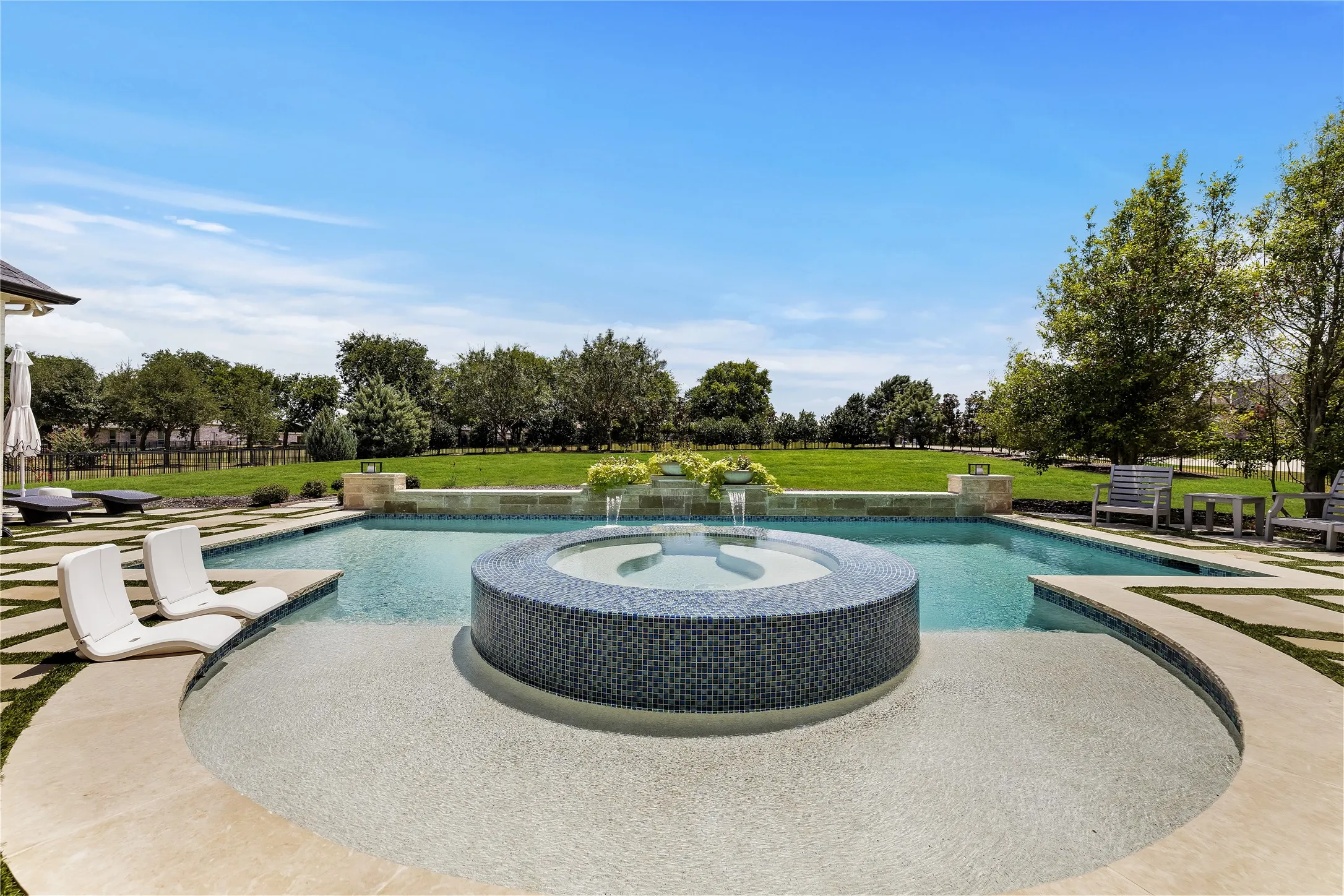 Single Family Residence For Sale in Collin County , 2120 Meadow View Drive, Prosper, Texas 75078, 4 Bedroom, 5 Bathroom, 3 Garage spaces, 4,331 Sqft, built in 2011, mls#21344030, Real Estate Agent in Prosper, Homes For Sale in Collin county, Homes For Sale in Prosper, Realtor in Prosper Texas, Real Estate Brokerage Independent Realty Texas, Luminita Cordes Realtor