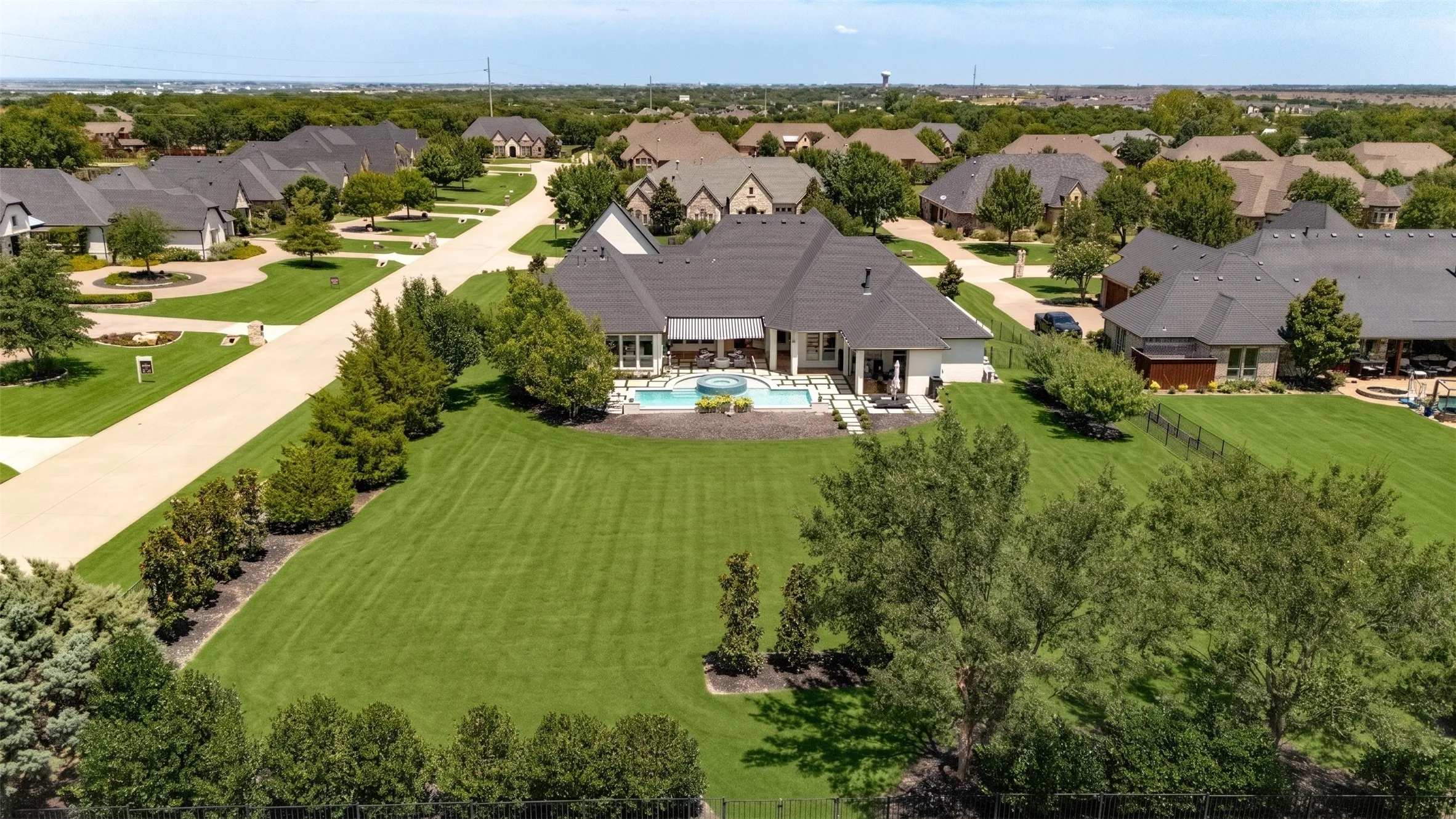 Single Family Residence For Sale in Collin County , 2120 Meadow View Drive, Prosper, Texas 75078, 4 Bedroom, 5 Bathroom, 3 Garage spaces, 4,331 Sqft, built in 2011, mls#21344030, Real Estate Agent in Prosper, Homes For Sale in Collin county, Homes For Sale in Prosper, Realtor in Prosper Texas, Real Estate Brokerage Independent Realty Texas, Luminita Cordes Realtor