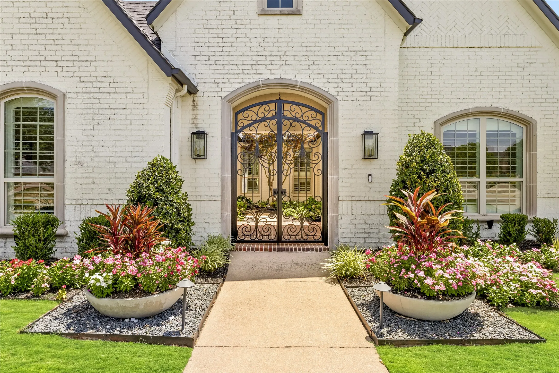 Single Family Residence For Sale in Collin County , 2120 Meadow View Drive, Prosper, Texas 75078, 4 Bedroom, 5 Bathroom, 3 Garage spaces, 4,331 Sqft, built in 2011, mls#21344030, Real Estate Agent in Prosper, Homes For Sale in Collin county, Homes For Sale in Prosper, Realtor in Prosper Texas, Real Estate Brokerage Independent Realty Texas, Luminita Cordes Realtor